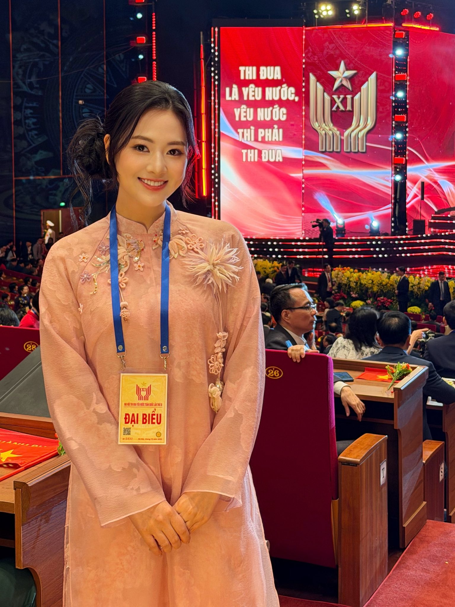 [🆕🇻🇳] Vũ Việt Hoa  (Chezzi) 🎬❤️️⭐️ “ Đại hội thi đua yêu nước toàn quốc lần thứ XI “

#DaiHoiThiDuaYeuNuoc
#KỷNguyênVươnMình #KhátVọngCốngHiến #ViệtNamHùngCường
 , shares-8✔️ , likes-44K❤️️ , date-2025-12-28 19:44:05🇻🇳🇻🇳🇻🇳📰🆕