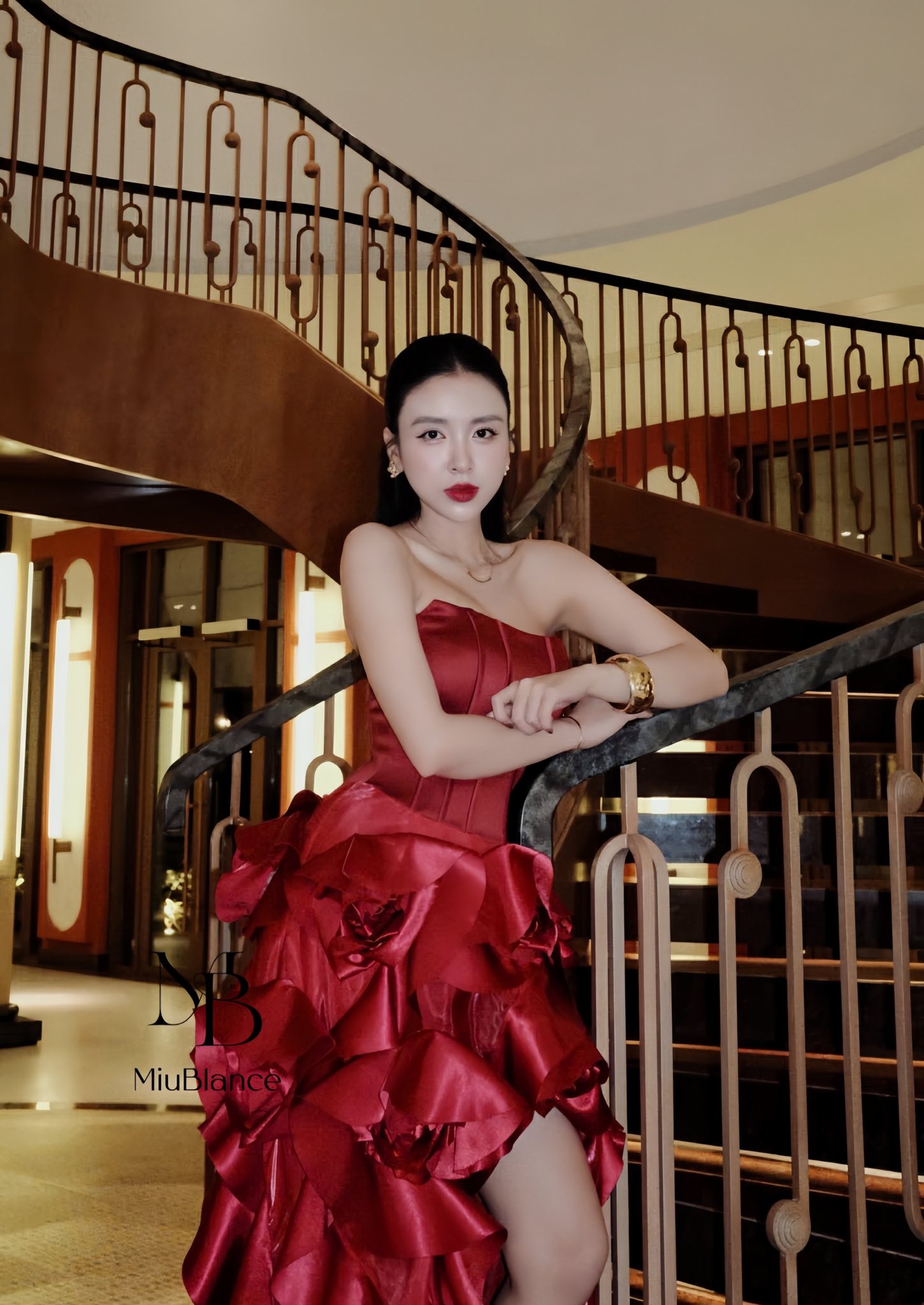 [🆕🇻🇳] MiuBlance – Cho Thuê Đầm Thiết Kế Cao Cấp 👕 Top1Fashion 👗  #FEEDBACK Quá iu sự xinh đẹp cô gái của tui 

MIUBLANCE CHO THUÊ TOÀN QUỐC 
 CHO THUÊ & BÁN TỪ HÀNG NGÀN CÁC BRAND CHÍNH HÃNG!
– 46 Hàng Bún , Ba Đình , HN , shares-0✔️ , likes-0❤️️ , date-2025-12-23 03:54:52🇻🇳🇻🇳🇻🇳📰🆕