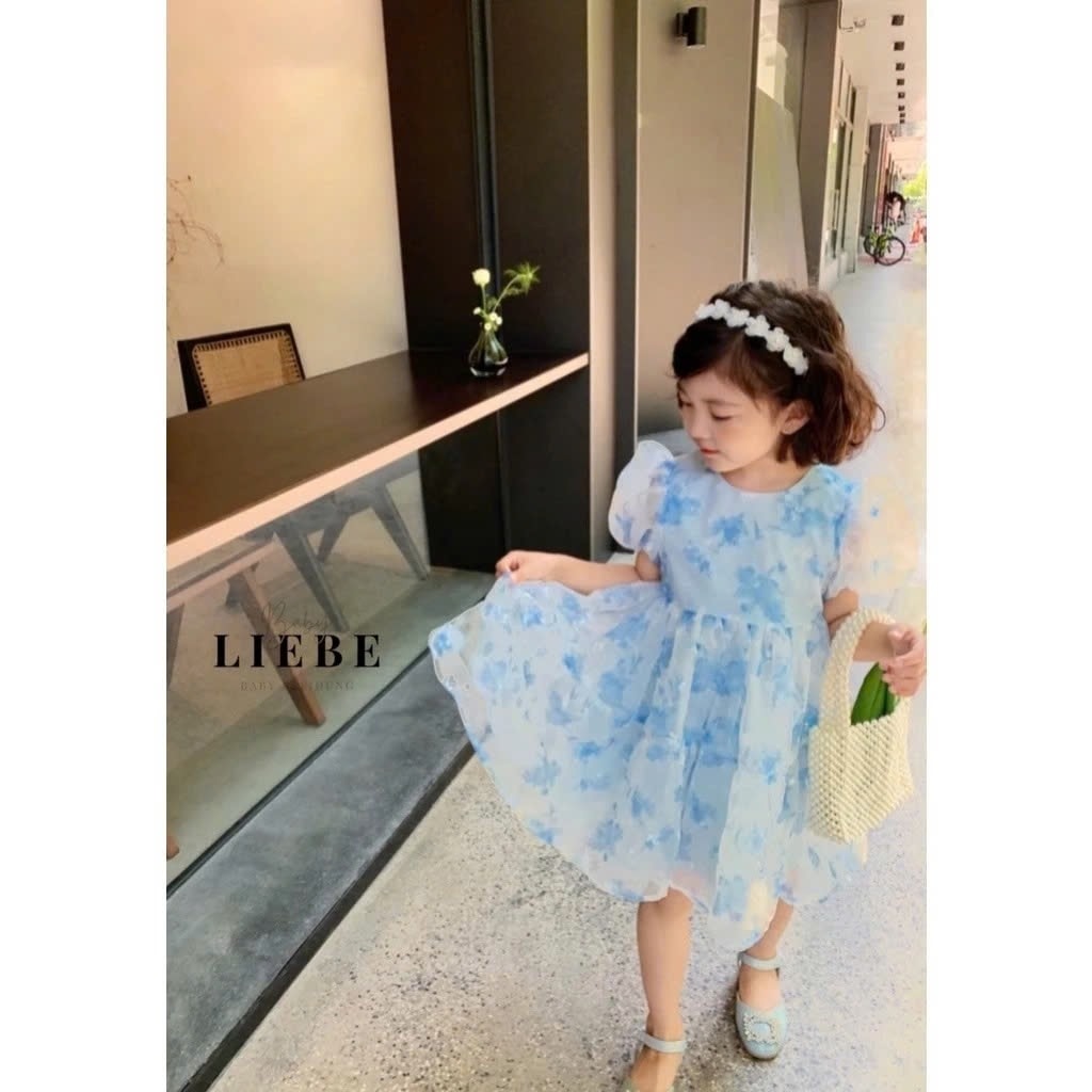 [🆕🇻🇳]  Lullabybaby – Thời trang cho bé 🧑‍🧒❤️️👶⭐️ Dòng váy công chúa nhà e auto đẹp. 
Váy xanh bồng bềnh dáng bassic  diện đi hoc – đi chơi – đi biển xinh lắm nha. 
Vải oder độc quyên tơ nhật đó ạ. 
Bên tr , shares-1✔️ , likes-0❤️️ , date-2025-12-31 18:30:57🇻🇳🇻🇳🇻🇳📰🆕