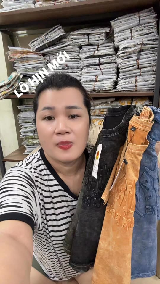 [🆕🇻🇳] Mắm Dì Cẩn – Chuyên cung cấp sỉ và lẻ các loại mắm miền Trung, mắm Dì Cẩn các loại, nước mắm Lý Sơn, chả cá Lý Sơn 🍔 Top1Food  🍜 Bánh Tráng Nhúng Mè Đen. Có Sẵn Tại HCm 
 Bánh tráng đưoc làm từ 100% bột gạo và mè nên nhúng nước sẽ không bị dính.
Sử dụng:
Cuốn rau, thịt, cá các loại
N , shares-0✔️ , likes-1❤️️ , date-2025-12-29 21:55:38🇻🇳🇻🇳🇻🇳📰🆕