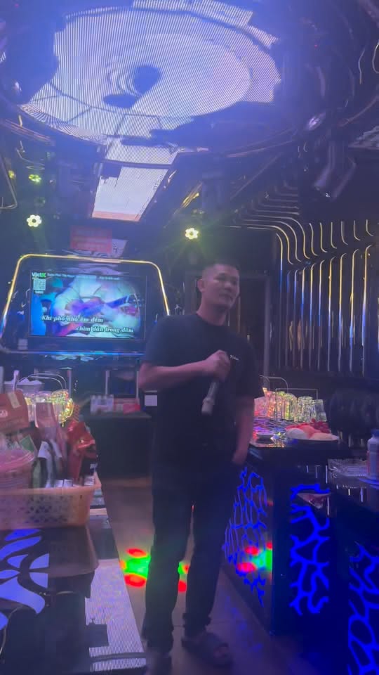 [🆕🇻🇳] Trọng Hải Sản – Chuyên bán buôn, bán lẻ các mặt hàng hải sản tươi sống số 1 Việt Nam 🍔 Top1Food  🍜 Tranh thủ lau sàn tí buổi sáng.. tí còn về bán hàng , shares-0✔️ , likes-73❤️️ , date-2025-12-31 15:48:56🇻🇳🇻🇳🇻🇳📰🆕