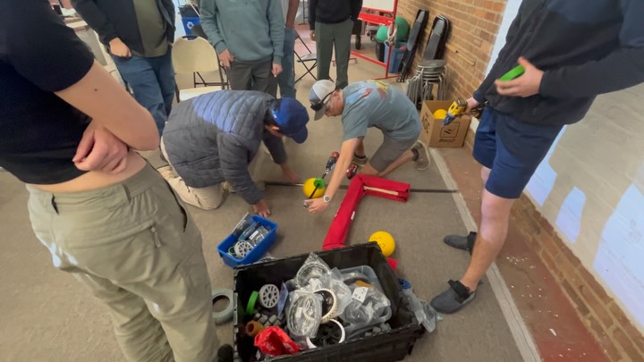 Full steam ahead! We’re deep into designing, having fun, and taking on an exciting challenge this s 🤖 Top1Robot 🛠️