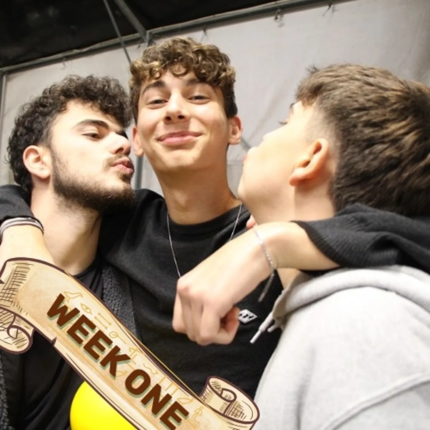 First week of the Rebuilt season!
.
.
After taking on the challenge, we sat down to plan our strate 🤖 Top1Robot 🛠️