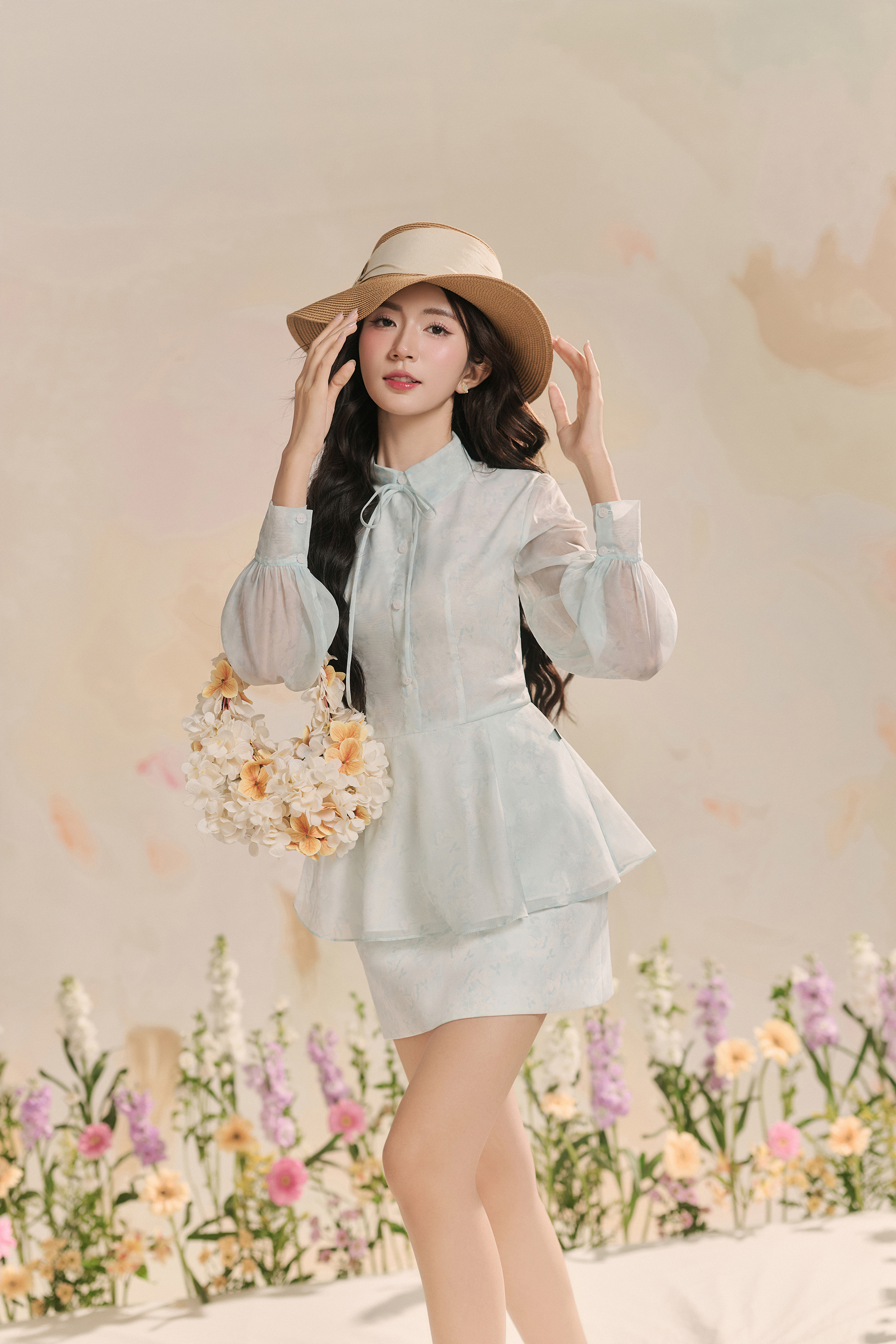 LẠC GIỮA RỪNG MER