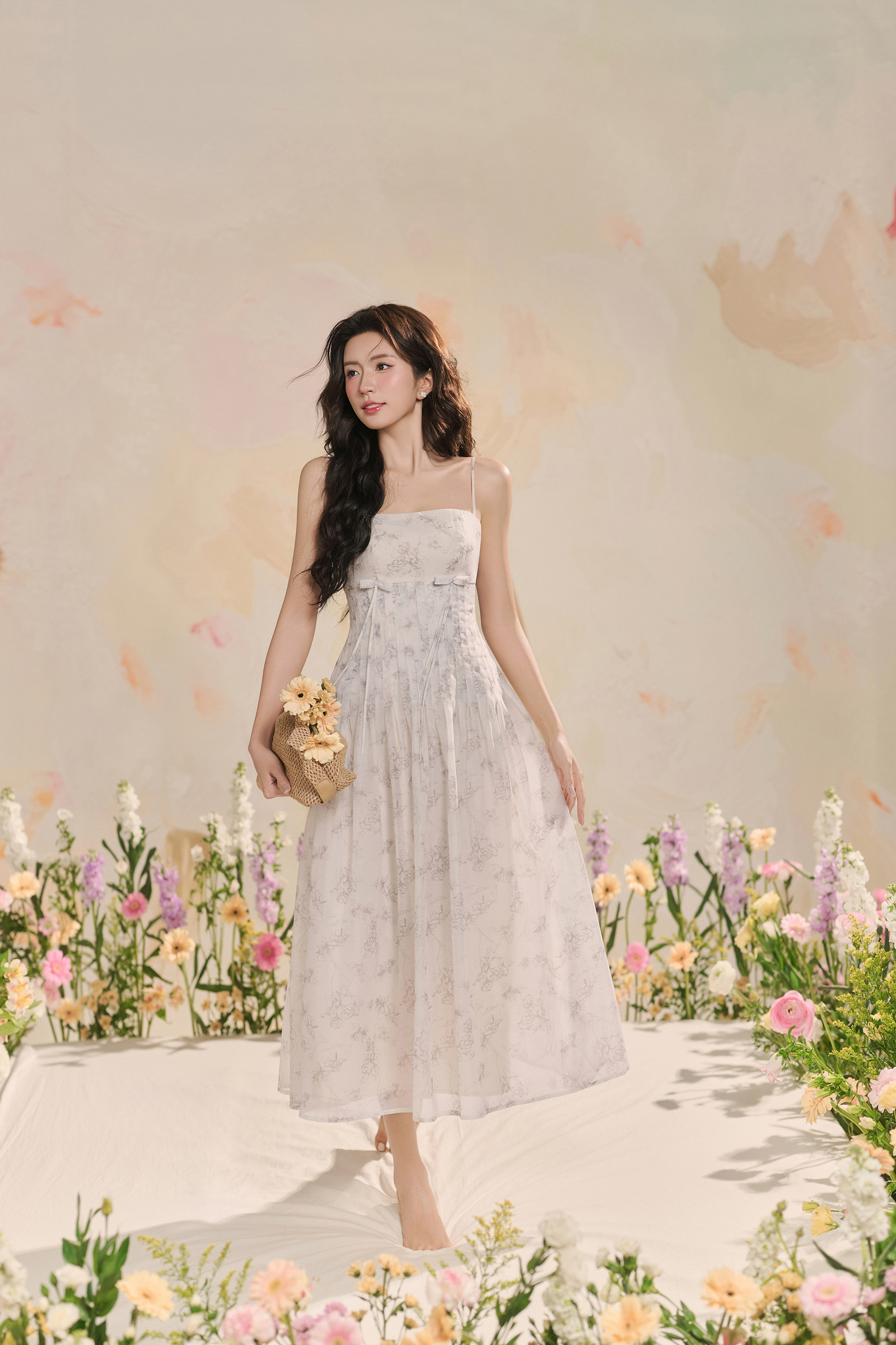 LẠC GIỮA RỪNG MER