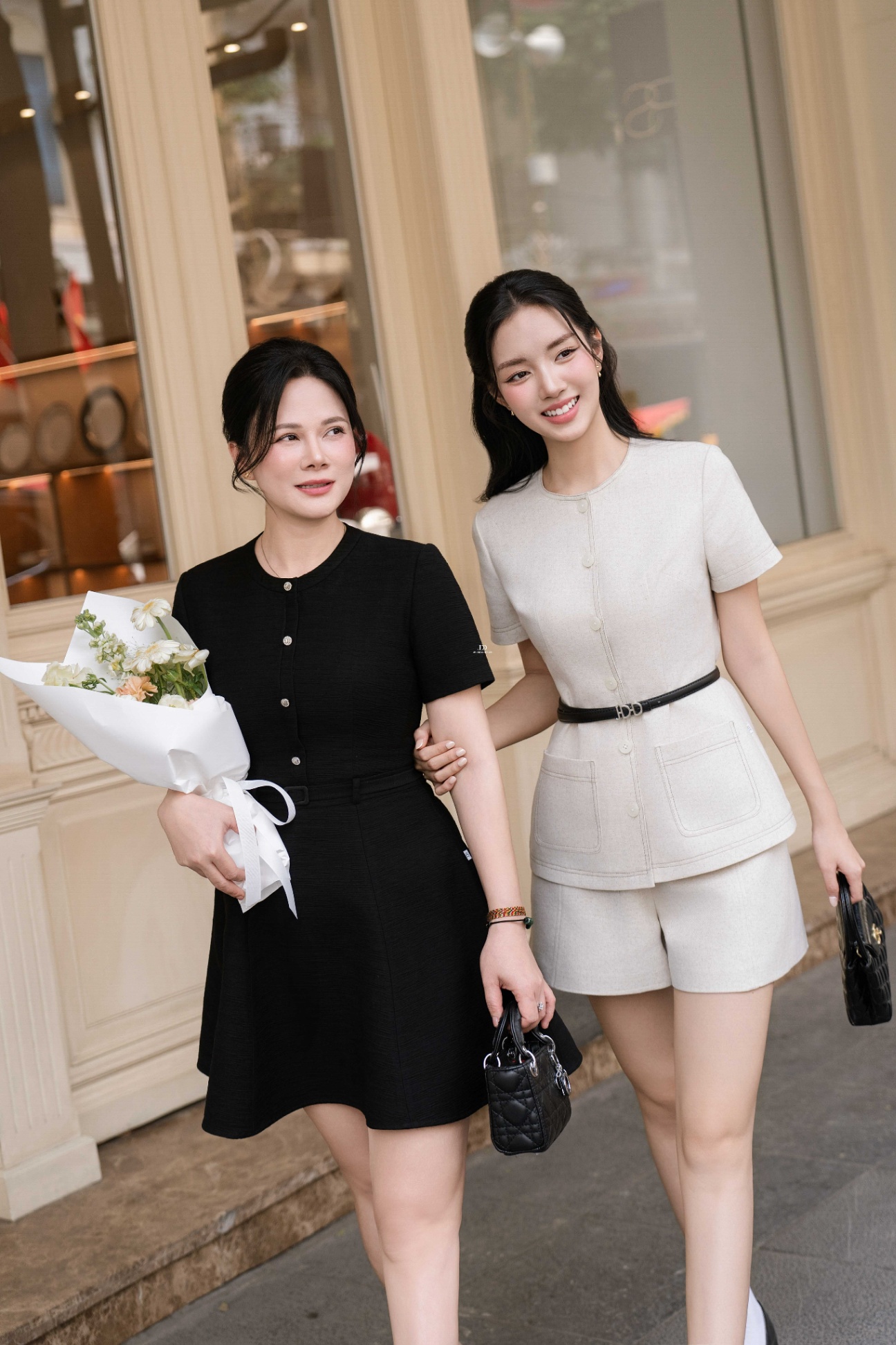 DÒNG CHẢY THANH LỊCH