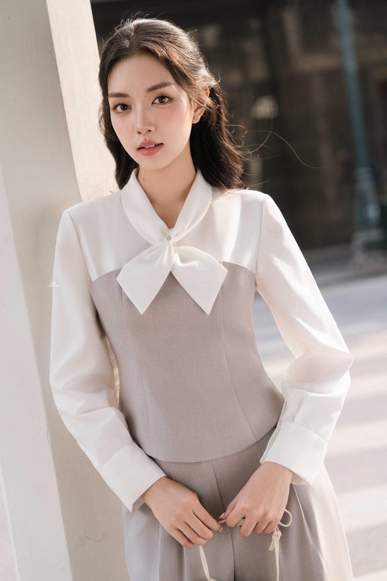 DÒNG CHẢY THANH LỊCH