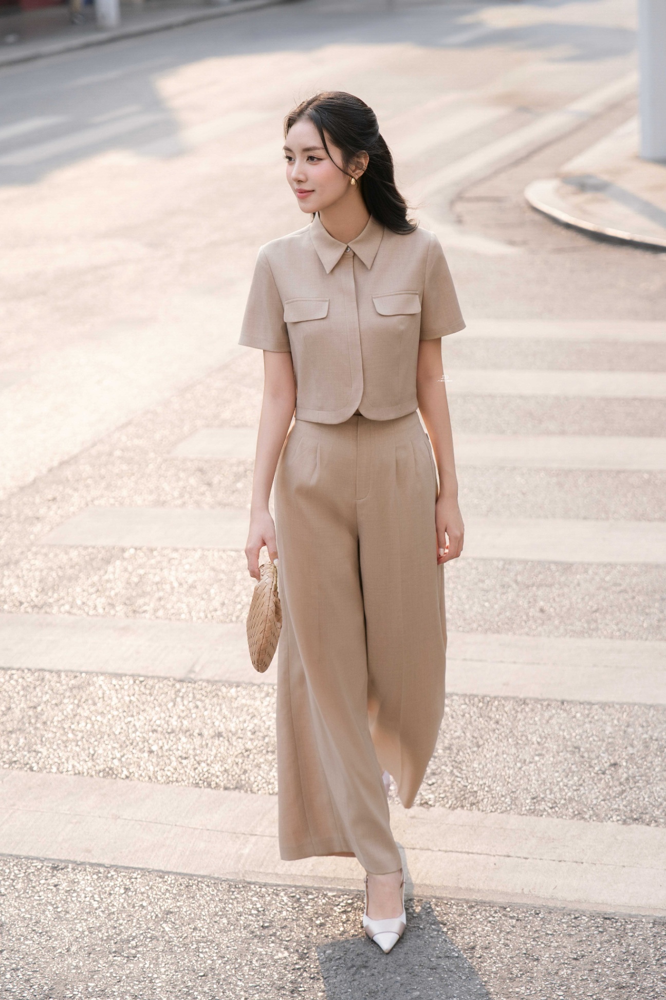 DÒNG CHẢY THANH LỊCH