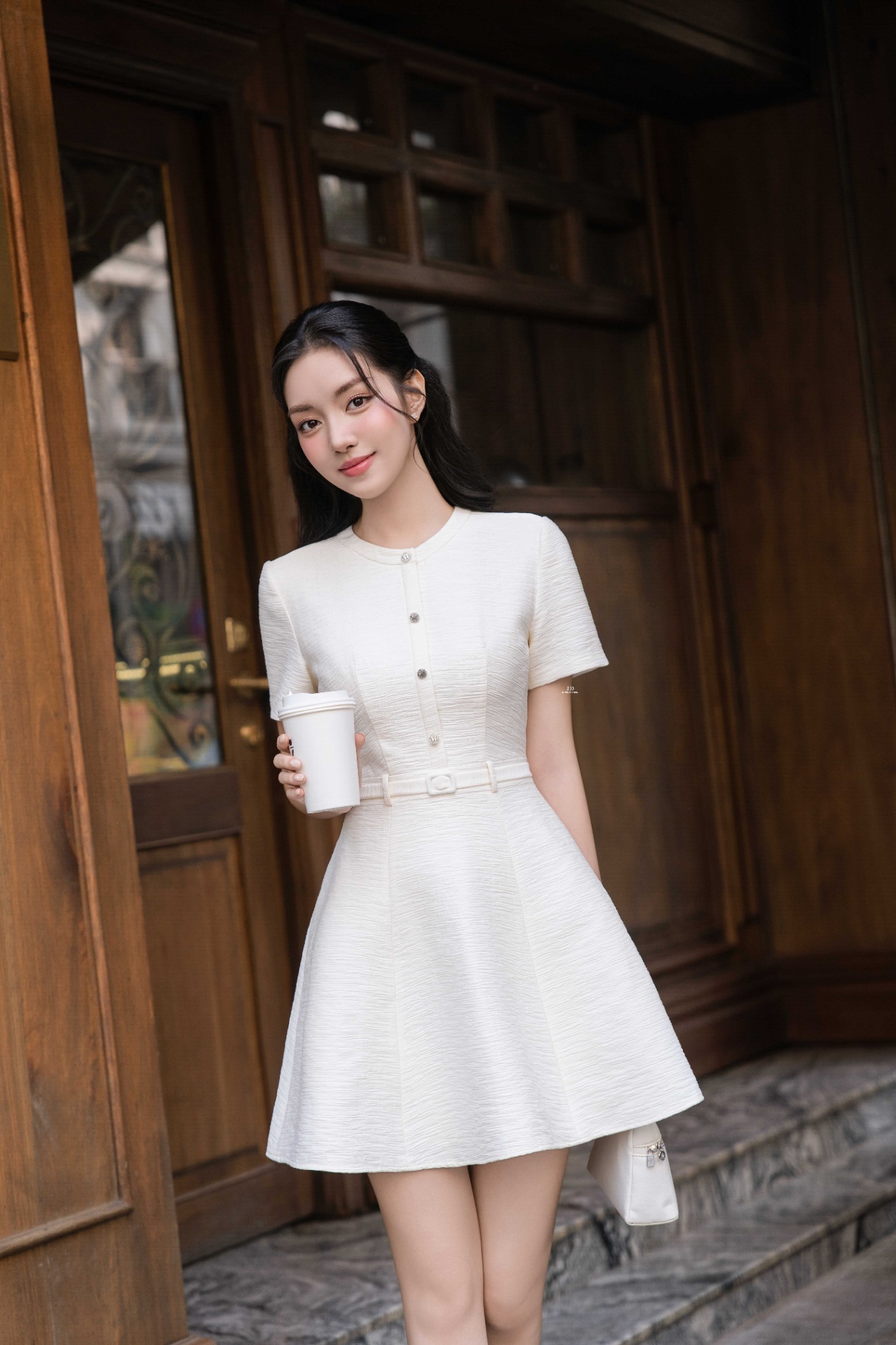 DÒNG CHẢY THANH LỊCH