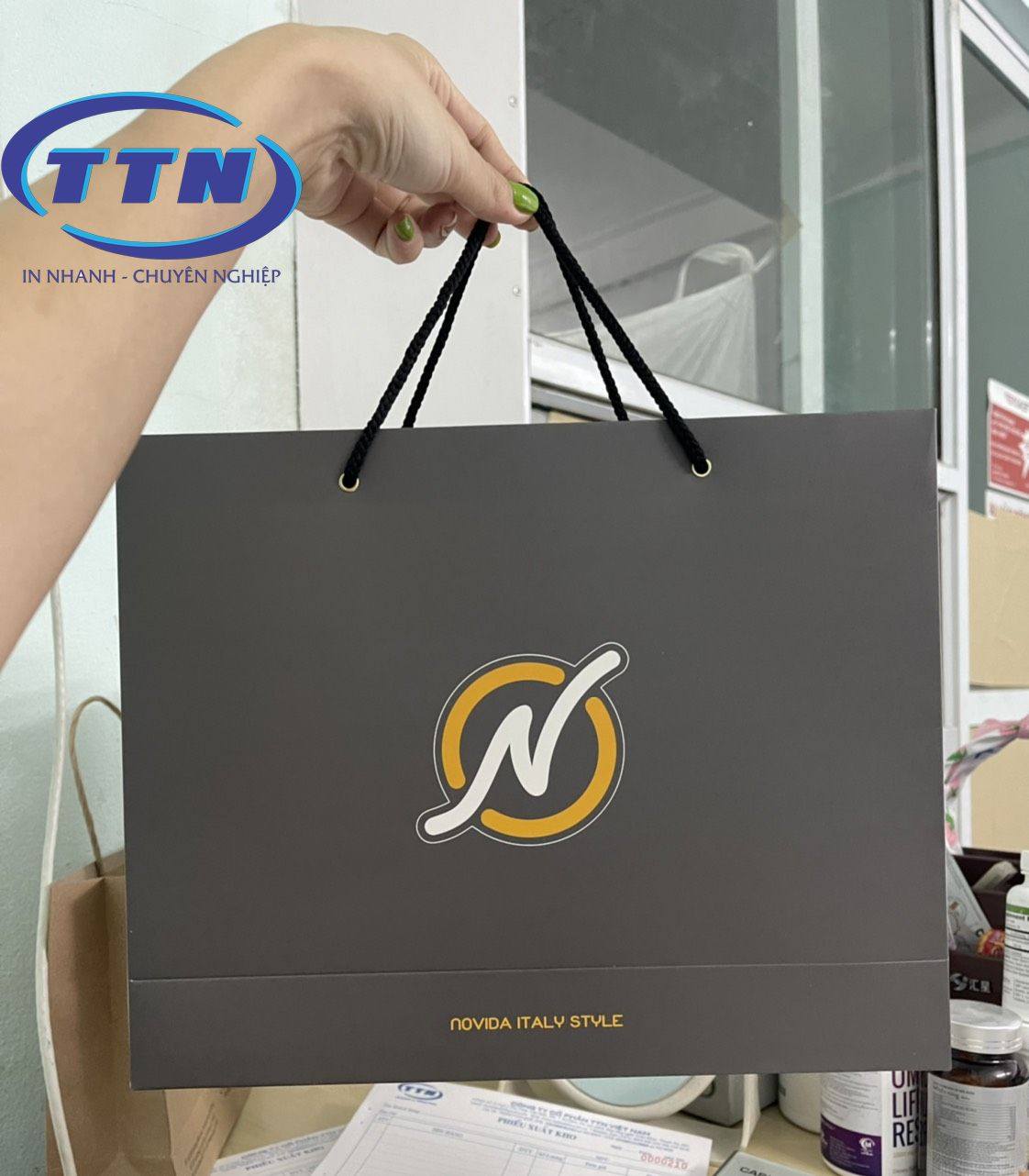 [🆕🇻🇳] Xưởng In Túi Giấy – In Hộp Giấy TTN 🎨 Top1Designs ✨  XƯỞNG SX TRỰC TIẾP TÚI GIẤY – HỘP GIẤY GIÁ RẺ =>>TIẾT KIỆM 40% CHI PHÍ
 Đặt In Càng Nhiều, Giá Thành Càng Rẻ, Chiết Khấu % Từng Đơn Hàng Đặt In.
Đến với Xư , shares-3✔️ , likes-177❤️️ , date-2024-05-21 16:46:39🇻🇳🇻🇳🇻🇳📰🆕