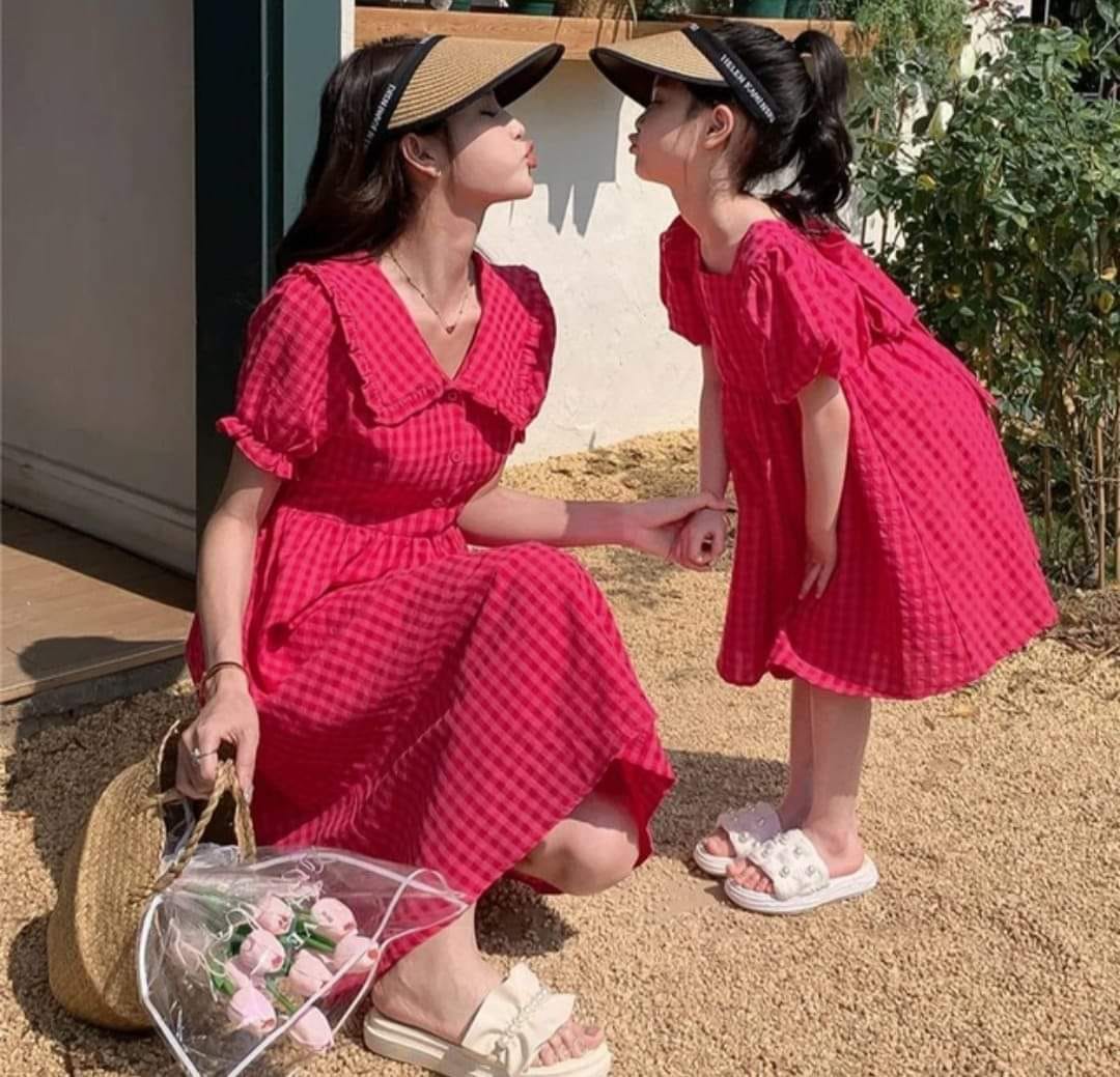 [🆕🇻🇳]  Maki Kids Quần áo trẻ em VNXK, TQXK, Cambodia 🧑‍🧒❤️️👶⭐️ HÀNG CÓ SẴN
Quần uniqlo dư xịn lót nỉ, chất vải cực mềm đẹp luôn ạ, đúng là hàng xịn nên sờ cái thấy khác ngay ạ
sz 80-90-100
Số lượng ít, ngon bổ rẻ các m , shares-0✔️ , likes-0❤️️ , date-2022-12-31 22:12:16🇻🇳🇻🇳🇻🇳📰🆕