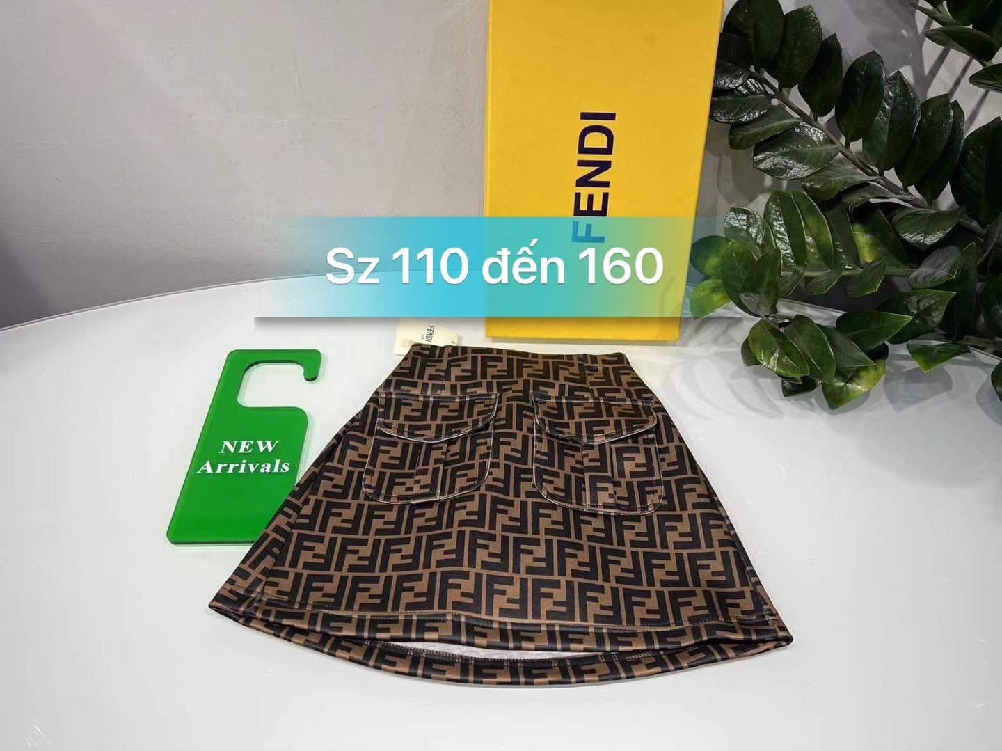 [🆕🇻🇳]  DOBO KIDS Shop – Thời Trang Mẹ & Bé 🧑‍🧒❤️️👶⭐️ CÁCH ĐỂ KHUÔN MẶT SÁNG BỪNG LÊN TRÔNG THẤY 
 son ĐỎ LẠNH siêu trắng da Mua ngay kẻo hết

Đó là quẹt cái son nhà #3CE VELVET LIP TINT màu #SpeakUp dzô nè .  , shares-0✔️ , likes-0❤️️ , date-2025-04-14 18:35:15🇻🇳🇻🇳🇻🇳📰🆕