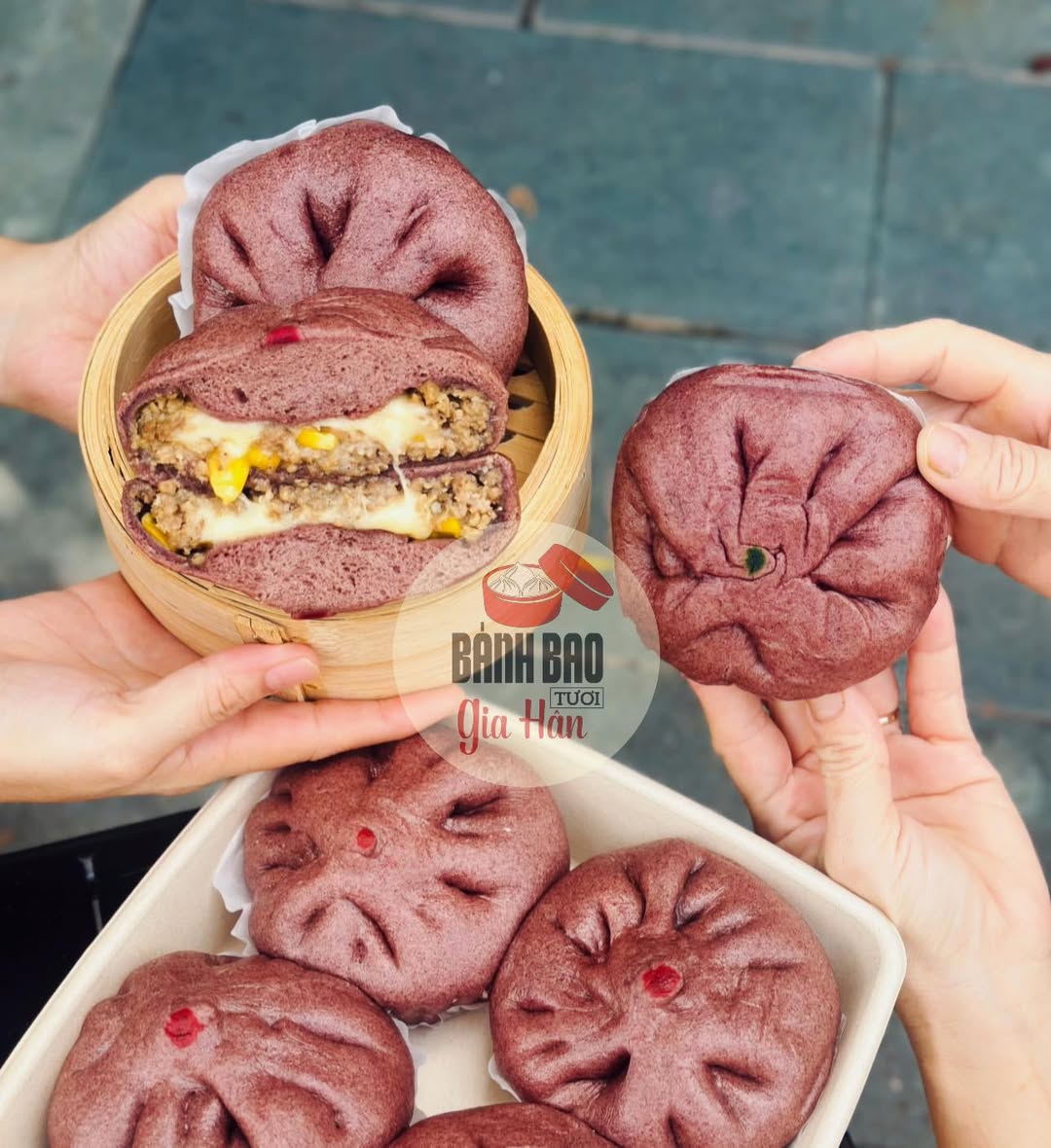 [🆕🇻🇳] BÁNH BAO TƯƠI Gia Hân 🍔 Top1Food  🍜  Sốp chuẩn bị nghỉ lễ để đón A80 rồi. Anh chị nào đặt bánh trữ đông hoặc mang về quê ăn dần thì nhắn sốp liền nha mọi người ơi. Chậm tay là hông còn ạ 

#B , shares-0✔️ , likes-12❤️️ , date-2025-08-29 17:15:51🇻🇳🇻🇳🇻🇳📰🆕