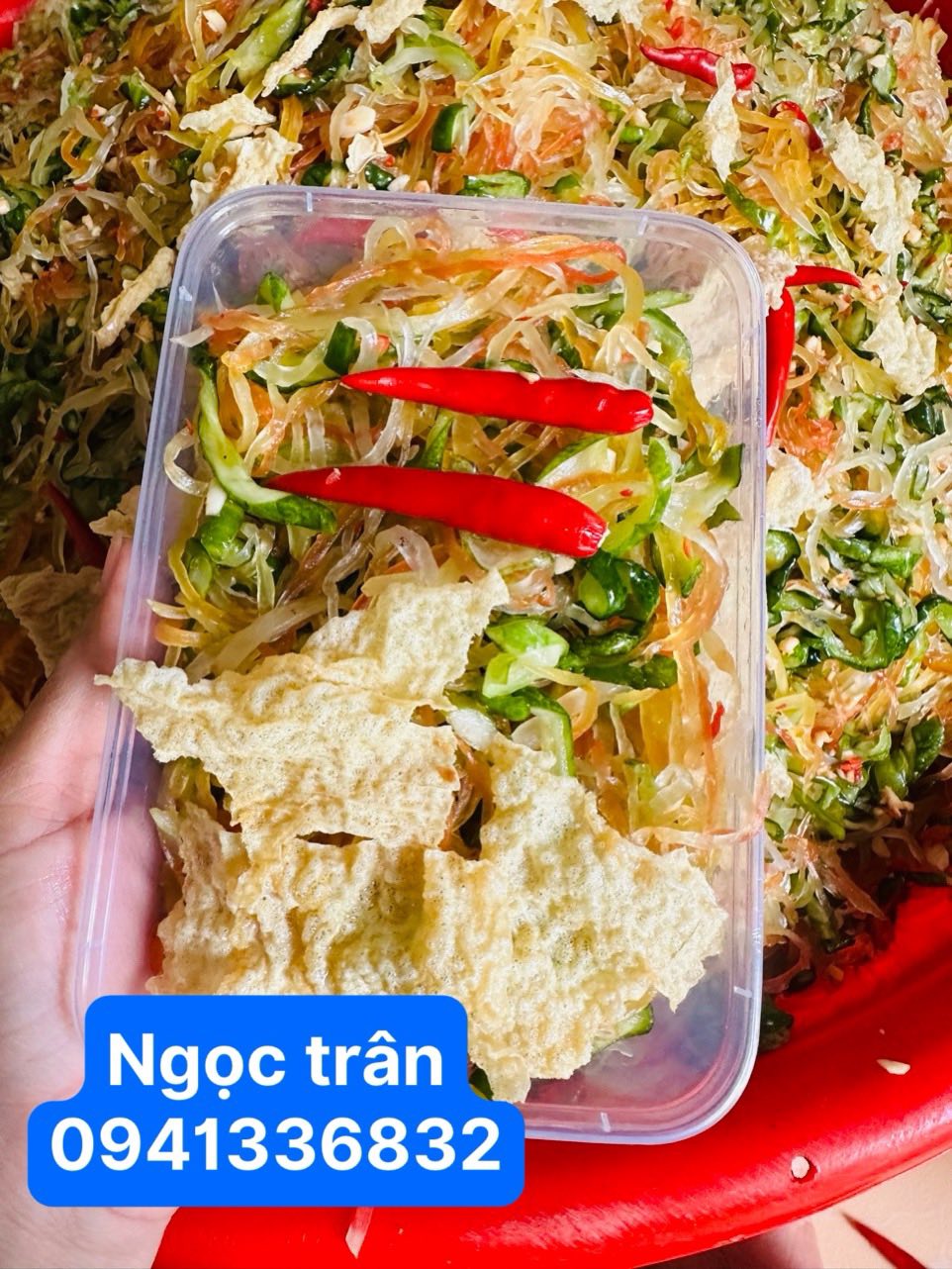 [🆕🇻🇳] Đặc sản châu đốc NGỌC TRÂN 🍔 Top1Food 🍜 MÓN CHAY NHÀ LÀM
COMBO 2kg 160k MIỄN SHIP LUÔN KHÁCH ƠI
Mùa chay khách ngại nấu nướng, chỉ việc lấy ra thêm xíu chanh trộn đều thêm tô cơm nóng  là có 1 bu , shares-0✔️ , likes-3❤️️ , date-2025-08-29 23:08:29🇻🇳🇻🇳🇻🇳📰🆕