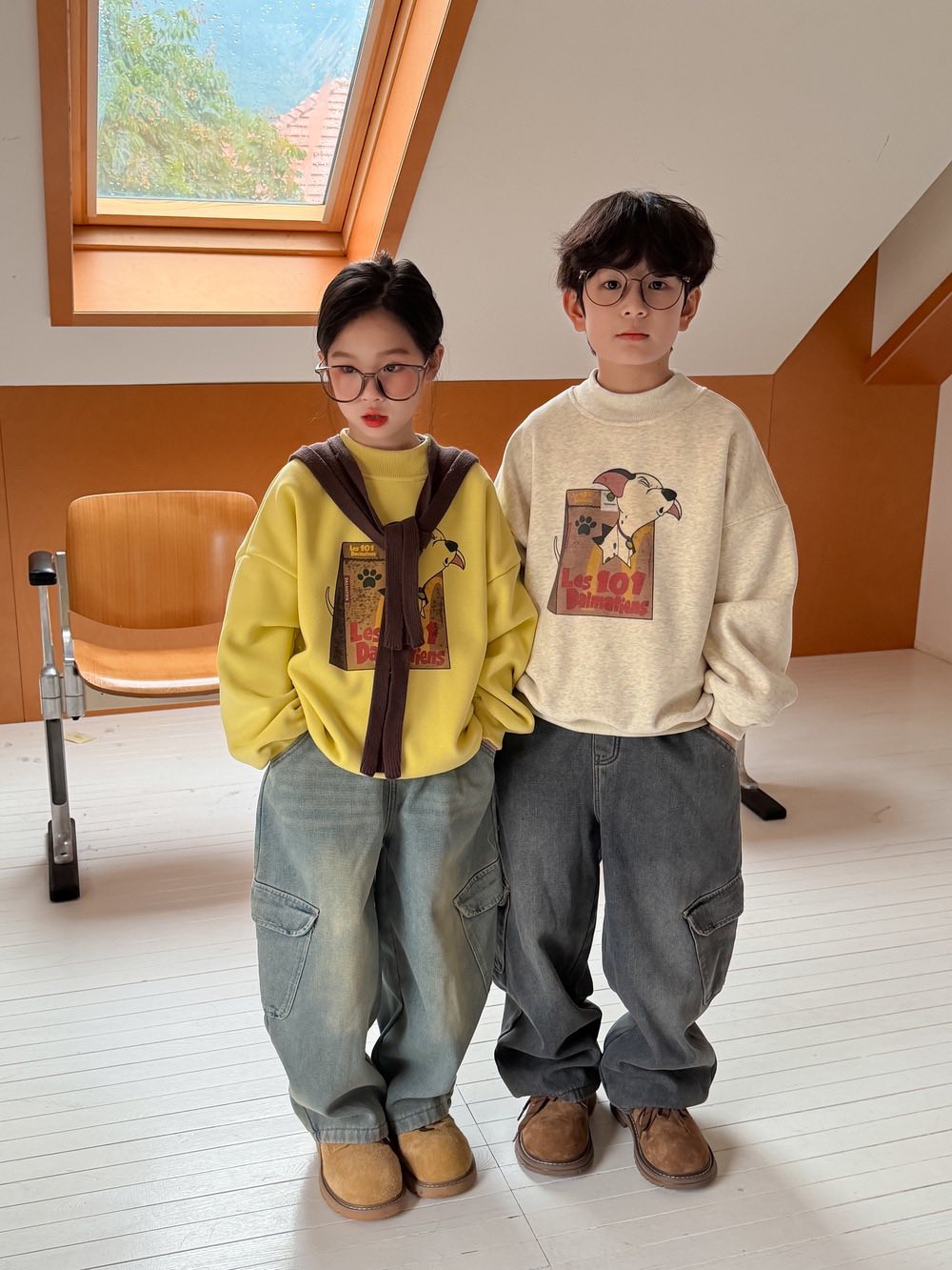 [🆕🇻🇳] Tạp hoá chip & dale – Cửa hàng quần áo sơ sinh & trẻ em 🧑‍🧒❤️️👶⭐️  Tiếp tục seri áo nỉ unisex bé trai hay bé gái đều mặc được nha. Mẫu này 2 màu cưng xỉu mà hình cũng cute k kém

 Sz 100-160 : 279k
 Od chốt 5/12, về sau 2 , shares-0✔️ , likes-0❤️️ , date-2025-11-30 17:15:07🇻🇳🇻🇳🇻🇳📰🆕