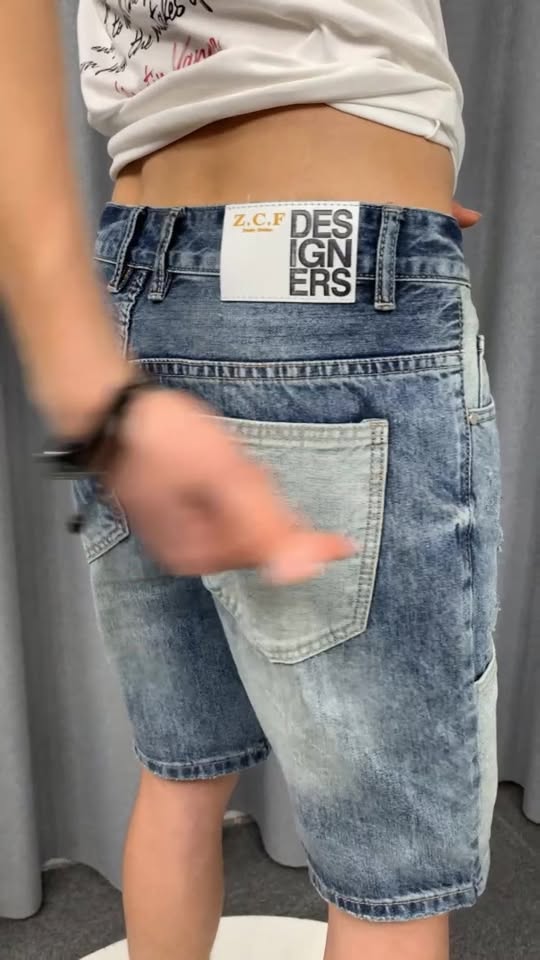 [🆕🇻🇳] Outsider.club – Thiết kế & Thời trang 👕 Top1Fashion 👗  Elies Dress – Elegance, in perfect balance.

A sculpted ivory silhouette defined by asymmetry and fluid drape. One-shoulder lines, soft gathering, and a qu , shares-0✔️ , likes-3❤️️ , date-2025-12-30 21:59:28🇻🇳🇻🇳🇻🇳📰🆕