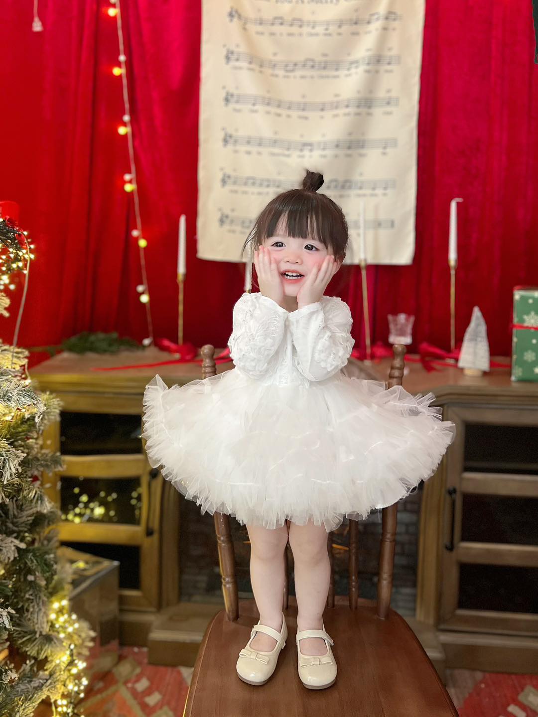 [🆕🇻🇳] Xưởng May An Kids  (Tiệm May T-P) – chuyên hàng thiết kế đầm váy trẻ em 🧑‍🧒❤️️👶⭐️ Tổng hợp các mã siêu yêu em mới lên sóng đây ah

shopee.vn/ankidsboutique94
 , shares-2✔️ , likes-19❤️️ , date-2025-12-21 05:02:42🇻🇳🇻🇳🇻🇳📰🆕