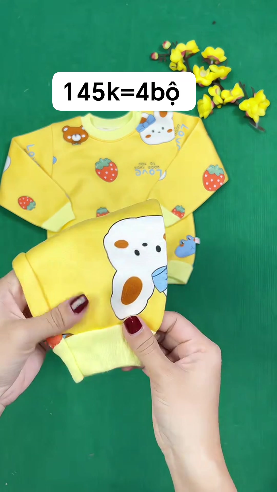 [🆕🇻🇳]  Ngọc Uyên Nhi chuyên thời trang áo quần nam nữ 🧑‍🧒❤️️👶⭐️ #145k =4bộ #miễn #ship
Bộ nỉ bông bé trai & bé gái. 
Size: 4kg đến 14kg
 , shares-8✔️ , likes-515❤️️ , date-2025-12-24 17:59:45🇻🇳🇻🇳🇻🇳📰🆕