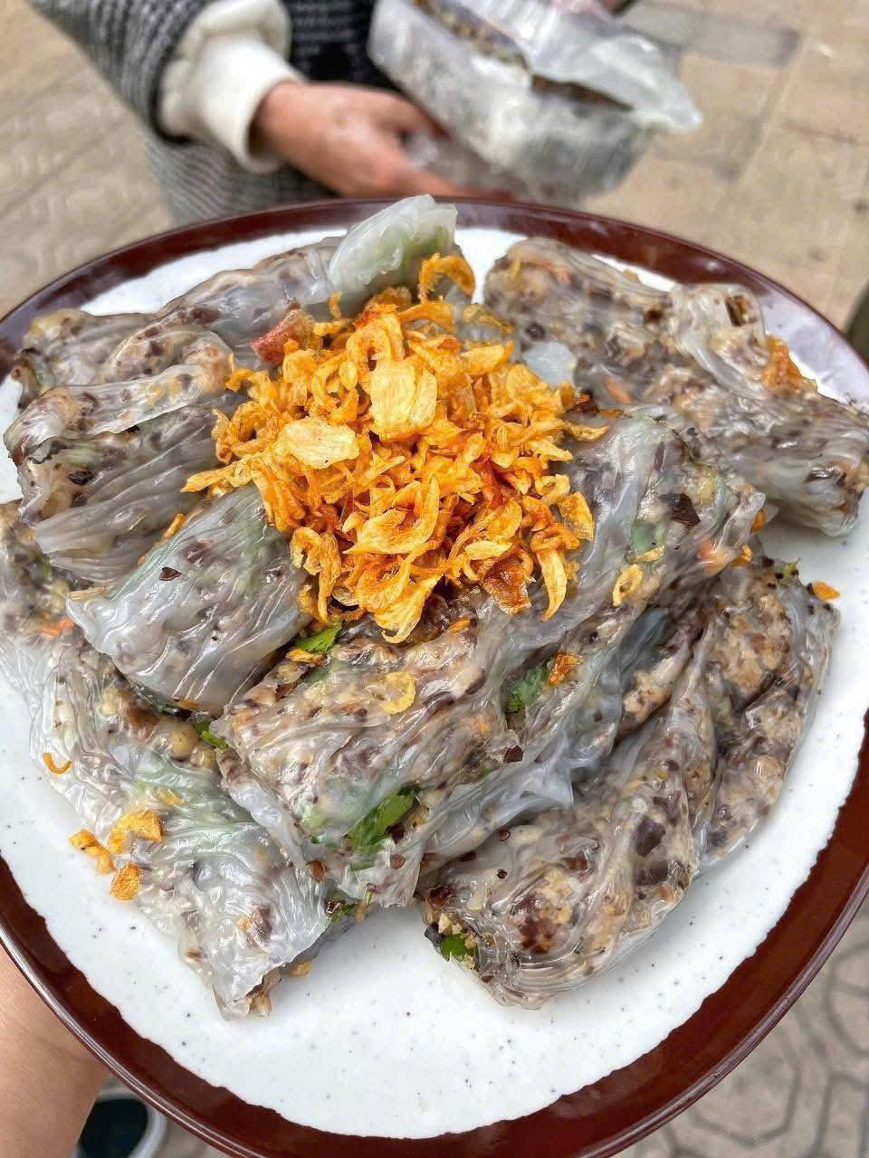 [🆕🇻🇳] 𝐂𝐡𝐮 Foodie – Nhà hàng 🍔 Top1Food  🍜 Sẵn bánh cuốn Bắc Giang 175k/1kg có mắm và hành phi ăn kèm ạ
 , shares-0✔️ , likes-0❤️️ , date-2026-01-01 01:05:40🇻🇳🇻🇳🇻🇳📰🆕