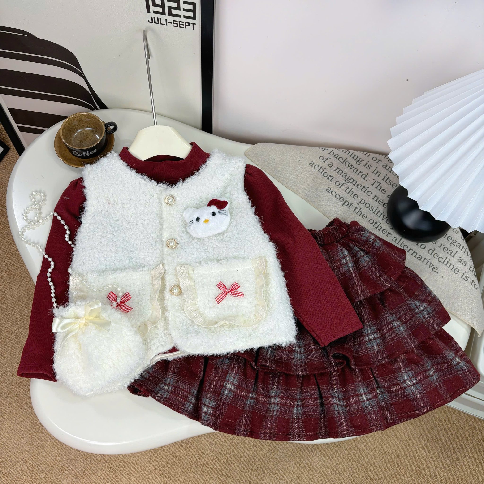 [🆕🇻🇳] BÉ BÉ by Jang Store – Cửa hàng quần áo sơ sinh & trẻ em 🧑‍🧒❤️️👶⭐️  Body phao be thêu hình sao gấu đáng yêu, mũ lông nâu ôm đầu ấm áp, bé mặc cưng lắm lun ạ
 , shares-1✔️ , likes-1❤️️ , date-2026-01-03 18:41:42🇻🇳🇻🇳🇻🇳📰🆕