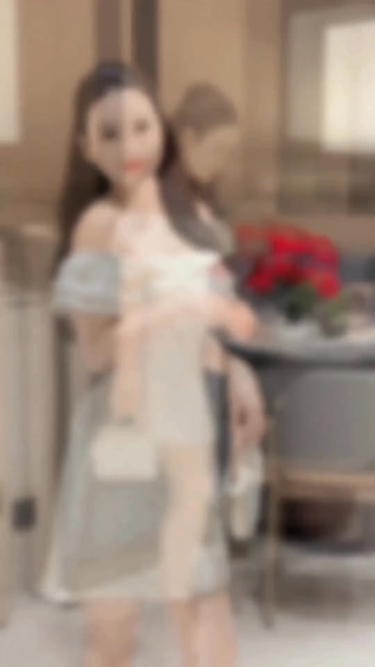 [🆕🇻🇳] SuZi Shop số 5 Trần Phú. Tp Hải Dương 👕 Top1Fashion 👗  Bộ đồ thể thao khoẻ khoắn :HOODIE + QUẦN JOGGER BASIC CAO CẤP 
Chất liệu nỉ bông cao cấp dày dặn mềm mịn, giữ ấm..!
Hàng mới về đủ size cho 40kg – 90kg
Sẵn , shares-0✔️ , likes-0❤️️ , date-2025-12-25 23:52:17🇻🇳🇻🇳🇻🇳📰🆕