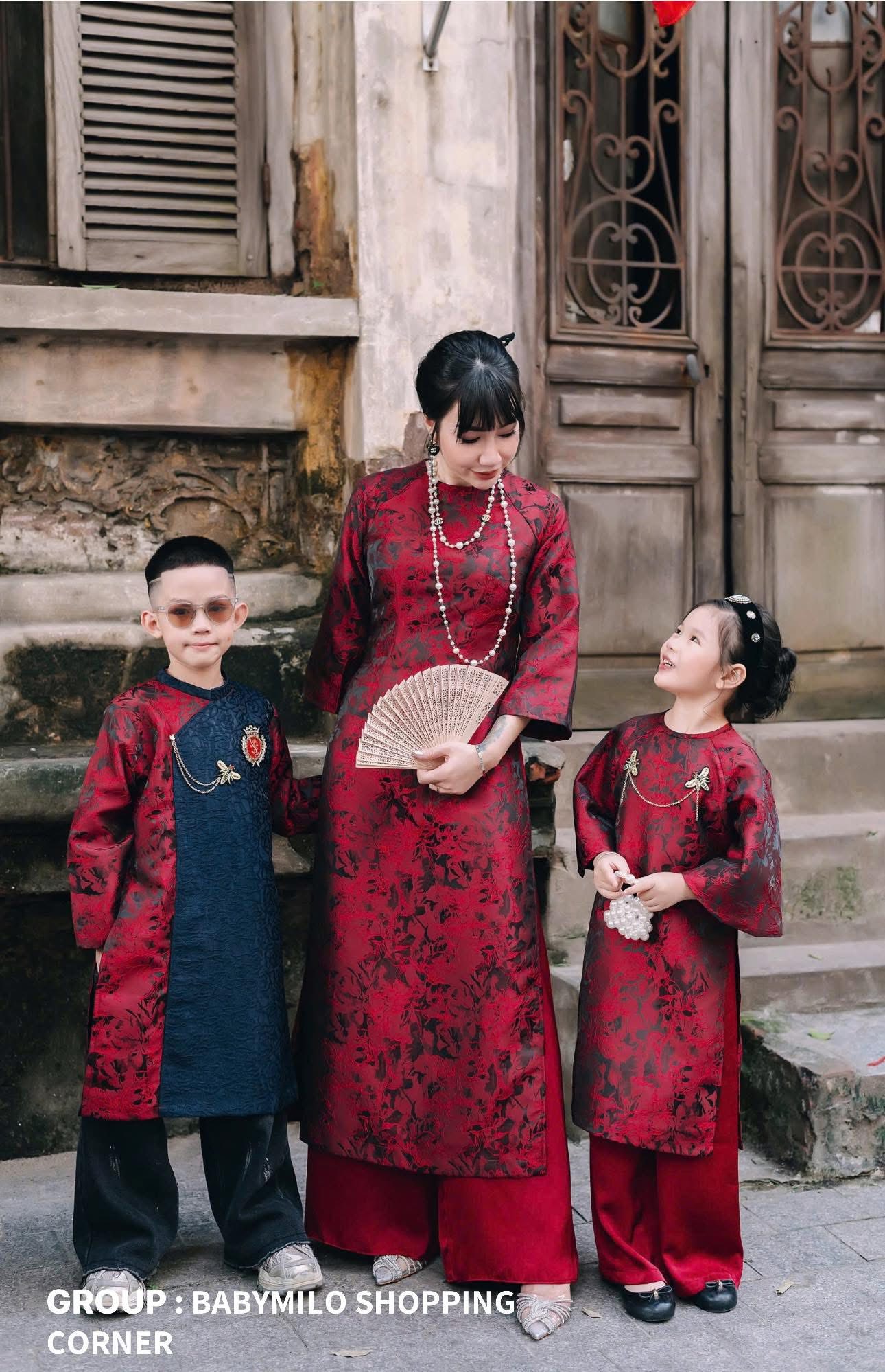 [🆕🇻🇳]  BABY MILO – Cửa hàng quần áo sơ sinh & trẻ em🧑‍🧒❤️️👶⭐️ Đến hẹn lại lên, e lại gia nhập đường đua Áo Dài như mọi năm đây ahh Bao năm gu em vẫn thế, vẫn thích những mẫu gấm đẹp đẹp sang sang chất chất thế này đây , shares-0✔️ , likes-0❤️️ , date-2026-01-02 05:45:08🇻🇳🇻🇳🇻🇳📰🆕