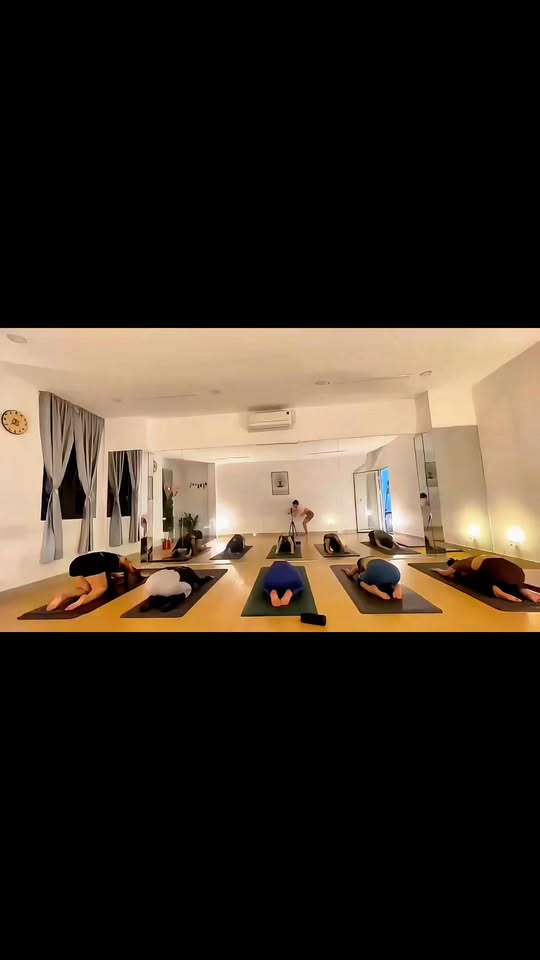 [🆕🇻🇳]  Ahagym Bùi Đình Tuý  ? Top1Yoga ??‍♀️ \u0110\u1ecaNH NGH\u0128A PH\u00d2NG GYM \”SANG – X\u1ecaN – M\u1ecaN\” L\u00c0 \u0110\u00c2Y SAO? \ud83e\udd14\nS\u1eafp h\u1ebft n\u0103m 2025 r\u1ed3i,  , shares-0✔️ , likes-3❤️️ , date-2025-12-29 18:11:55🇻🇳🇻🇳🇻🇳📰🆕