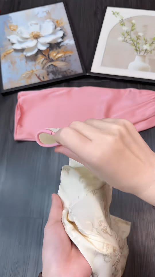 [🆕🇻🇳]  Obebi.vn-Chuyên sỉ lẻ quần áo 🧑‍🧒❤️️👶⭐️  Tết này bé diện áo dài xinh là thấy Tết liền 
Bé mặc là yêu – nhìn là muốn ôm ngay  
  , shares-0✔️ , likes-1❤️️ , date-2025-12-31 04:22:18🇻🇳🇻🇳🇻🇳📰🆕