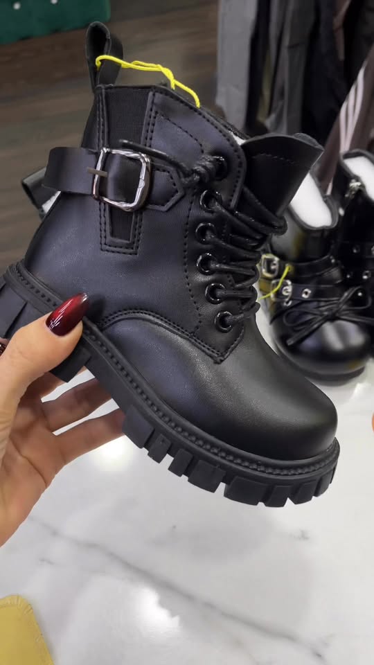 [🆕🇻🇳] Anna Store 1 👕 Top1Fashion 👗  “𝘽𝙤̂̀ 𝙘𝙤̂𝙣𝙜 𝙖𝙣𝙝 𝙗𝙖𝙮 𝙠𝙝𝙞 𝙘𝙤́ 𝙜𝙞𝙤́. 𝘾𝙤̀𝙣 𝙩𝙞𝙢 𝙚𝙢 𝙗𝙖𝙮 𝙠𝙝𝙞 𝙘𝙤́ 𝙖𝙣𝙝.”

Mua váy áo thời trang nữ tại đây:


#Annastore #Annastore365 #vayxinh #vaybody #vaynuthoit , shares-1✔️ , likes-0❤️️ , date-2026-01-01 16:00:11🇻🇳🇻🇳🇻🇳📰🆕