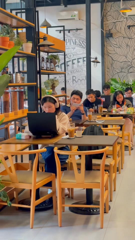 [☕️🇻🇳] DoveZi Coffee 🥤 Top1Coffee ☕️ Khởi động năm 2026 cùng DoveZi tụi mình nha  

#dovezicoffee #coffeetayninh  #reelsvn
—-
(*) 𝗗𝗼𝘃𝗲𝗭𝗶 𝗖𝗼𝗳𝗳𝗲𝗲 – 258 Nguyễn Văn Rốp, , shares-0✔️ , likes-11❤️️ , date-2026-01-02 02:26:45🇻🇳🇻🇳🇻🇳📰🆕