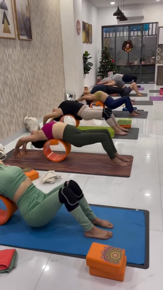 [🆕🇻🇳] Hye Yoga – Nét Đẹp Thân Tâm 🧘 Top1Yoga 🤸🏻‍♀️ Chỉ còn vài khoảnh khắc nữa thôi là bước sang năm mới rồi  #hyeyoga , shares-0✔️ , likes-4❤️️ , date-2026-01-01 00:07:15🇻🇳🇻🇳🇻🇳📰🆕