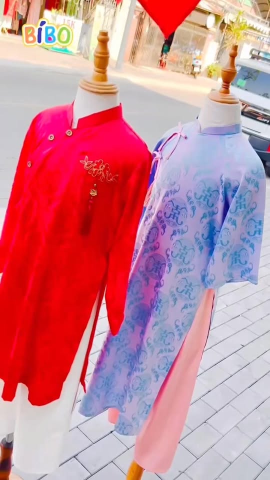 [🆕🇻🇳] SHOP BÍ BO – Dành Trọn Cho Bé – Thời trang trẻ em cao cấp 🧑‍🧒❤️️👶⭐️ ÁO DÀI BÍ BO – CÓ ĐỦ CHO BÉ TRAI & BÉ GÁI 
Từ bé 1 tuổi đến size người lớn đều có đủ luôn nè 
 Nhận may theo số đo chuẩn dáng từng bé, từng người
 Mẫu truy , shares-0✔️ , likes-0❤️️ , date-2026-01-06 01:11:17🇻🇳🇻🇳🇻🇳📰🆕