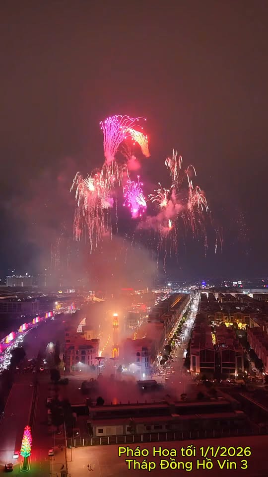 [🆕🇻🇳] Tonchan – Ẩm thực Nhật Bản – nhà hàng mỳ-mang đậm phong cách Nhật Bản 🍔 Top1Food  🍜  Đầu năm ăn ngon, cả năm may mắn! Ghé Tonchan Phan Kế Bính thưởng thức buffet 399K – ngon miệng, ấm lòng ngày đầu năm.
 #buffet #ramen #Tonchan #sushi , shares-0✔️ , likes-6❤️️ , date-2026-01-01 18:03:23🇻🇳🇻🇳🇻🇳📰🆕