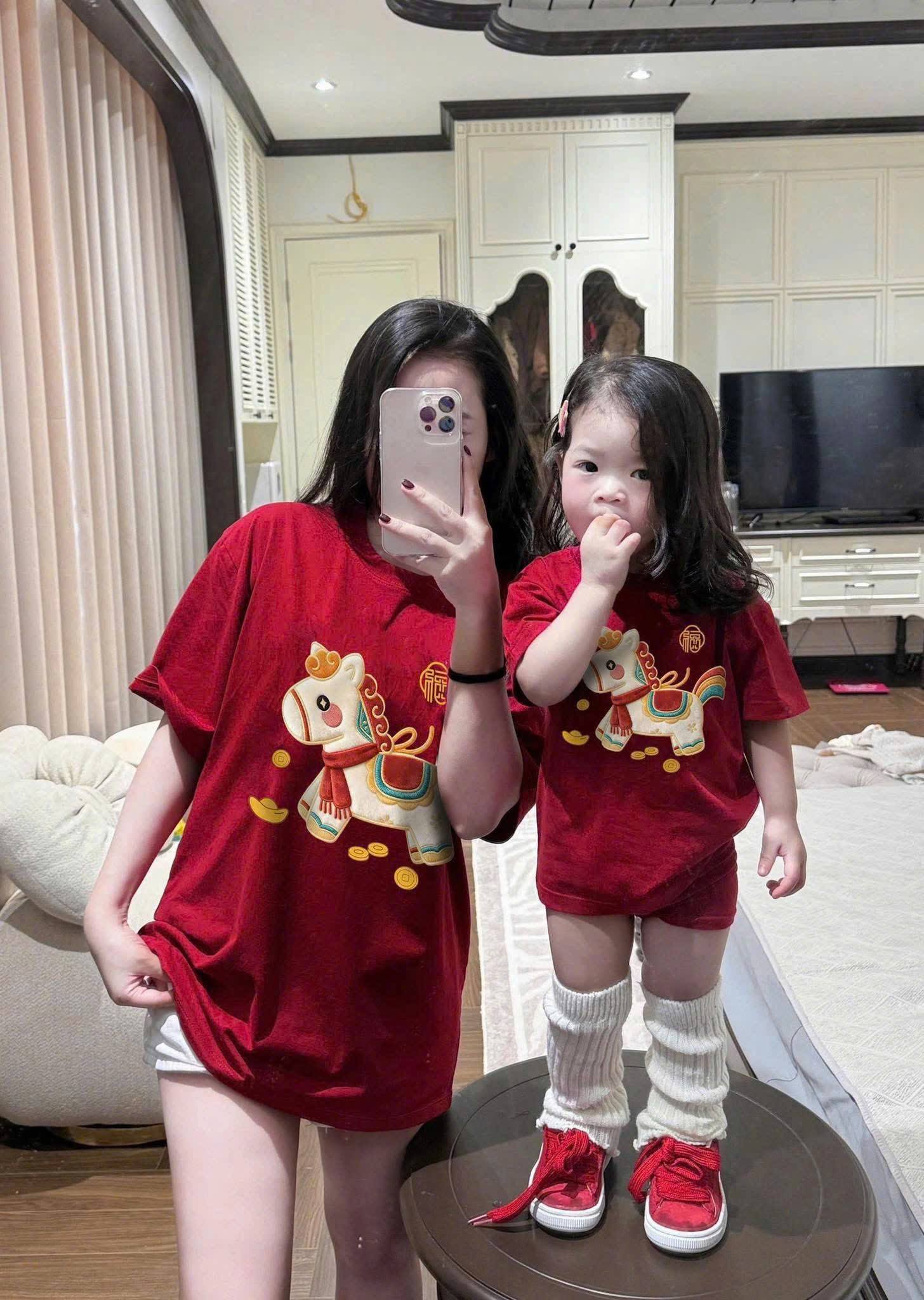 [🆕🇻🇳] Phòng Khám Thú Y Sơn Tây Pet 🐶🦜 Top1Pets 🐱🐠 Dạo này gặp nhiều khách chữa theo dân gian. May vẫn đến Bs kịp thời ạ! , shares-0✔️ , likes-3❤️️ , date-2026-01-04 17:38:28🐶🐱🇻🇳🇻🇳🇻🇳📰🆕