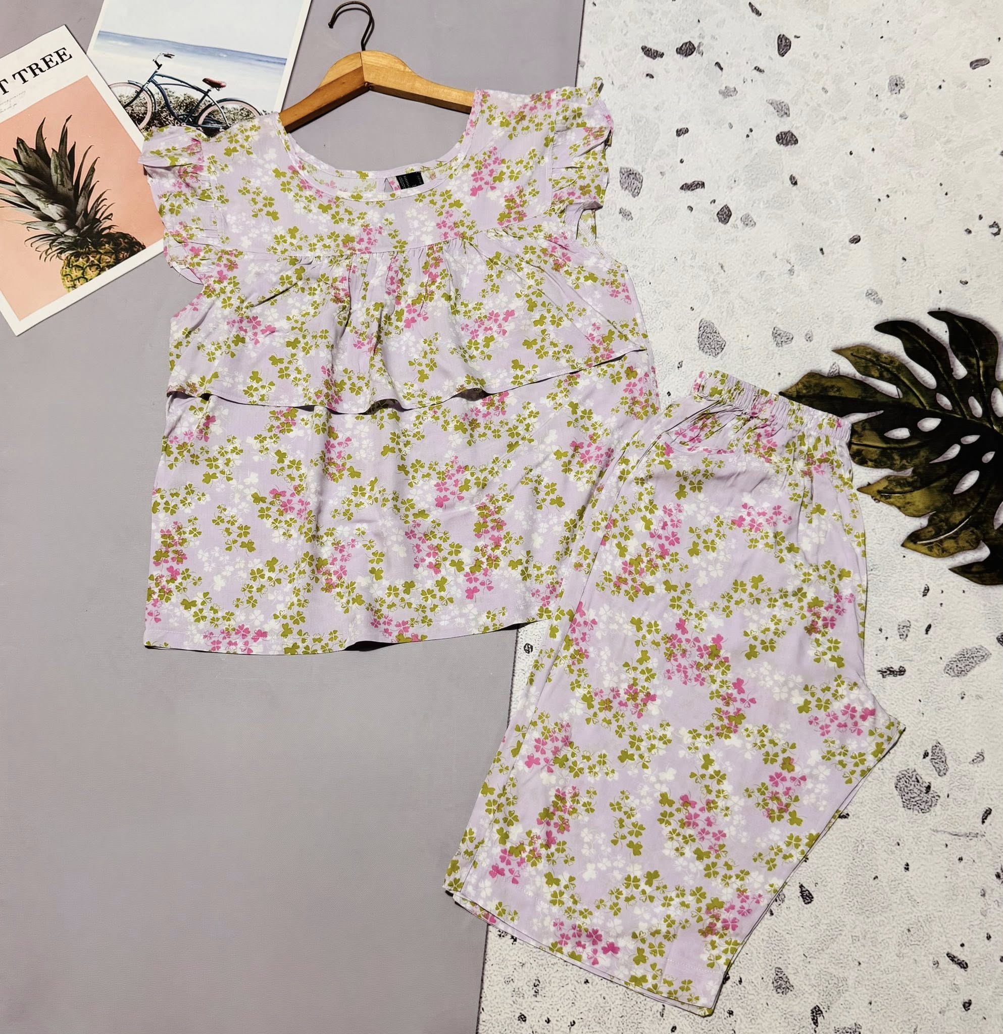 [🆕🇻🇳] Đồ bộ vnxk f21 tole & kate 👕 Top1Fashion 👗  Lửng cánh tiên bèo ngực tole lanh 
Size 45-75kg
Giá 110k/b
Link shopee: 
 , shares-0✔️ , likes-1❤️️ , date-2026-01-08 15:48:41🇻🇳🇻🇳🇻🇳📰🆕