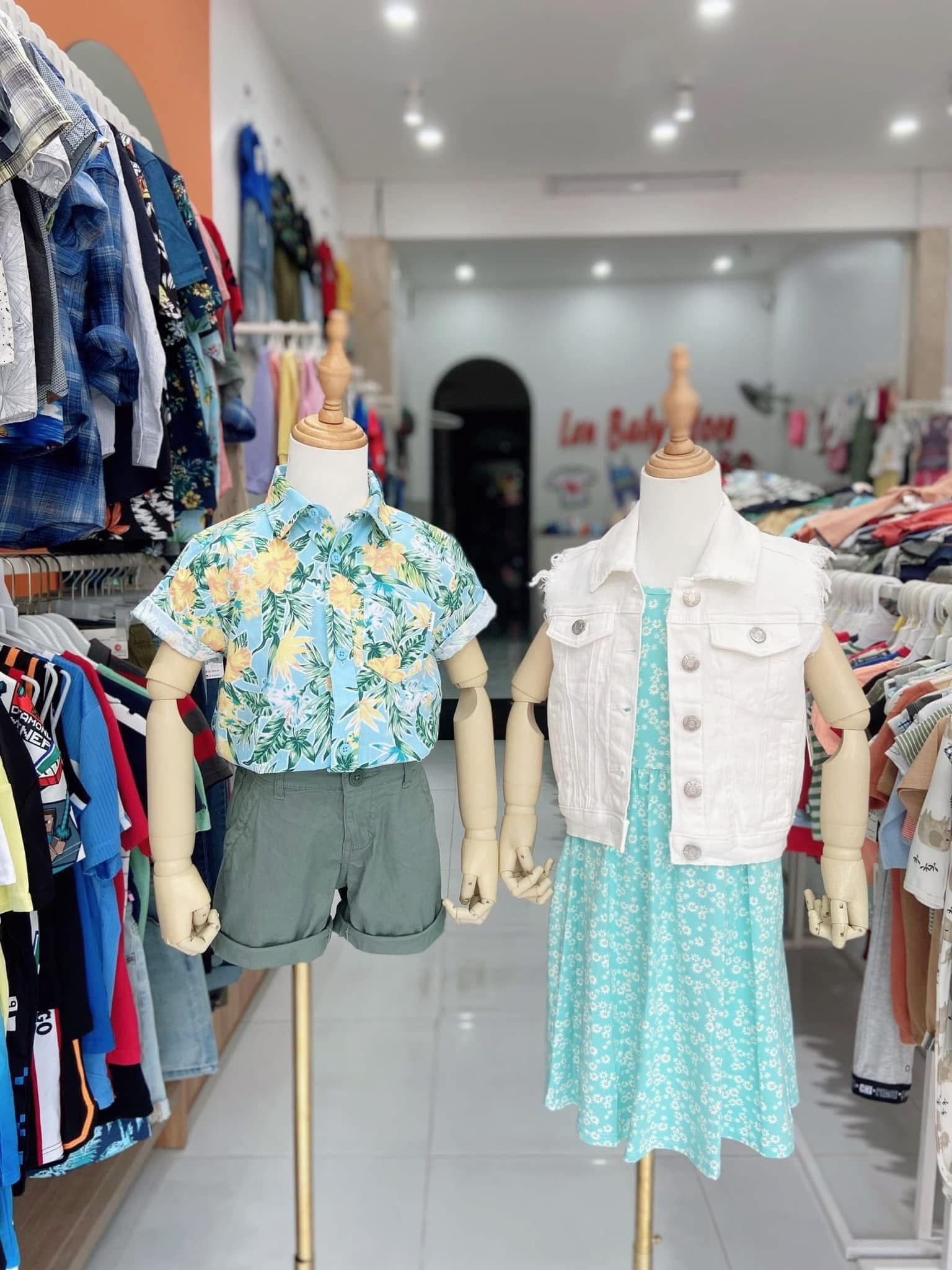 [🆕🇻🇳] Len Baby Store – Siêu Thị Của Mẹ & Bé  🧑‍🧒❤️️👶⭐️ Cuối năm Shop #Sale Cho Bé luôn mang Tết nhen #199k/ sét ( áo gi-lê + đầm ) 
Sét đầm dư xịn chất mê ly rồi ạ , 
Còn 2 size : 
Size 8: 23-28kg
Size 12: 30-3 , shares-0✔️ , likes-0❤️️ , date-2026-01-08 22:12:30🇻🇳🇻🇳🇻🇳📰🆕