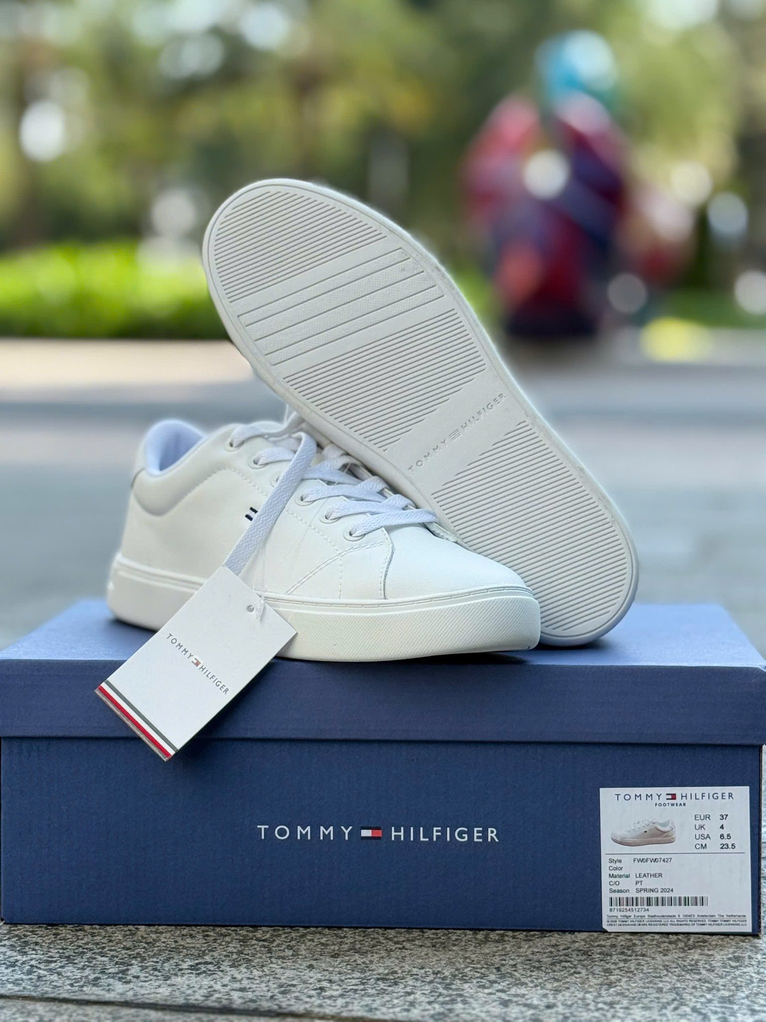 [🆕🇻🇳] Shop 2Gà Con HN-Đồ Sơ Sinh Trọn Gói 🧑‍🧒❤️️👶⭐️  SET MŨ + BAO TAY + BAO CHÂN SƠ SINH BABY TOOM 
 Dành cho bé từ 0–3 tháng

-GIÁ 58K/SÉT,Mua combo 2 sét giá 105k,Vải đẹp mê luôn nhé.

 Mô tả sản phẩm:
Set , shares-0✔️ , likes-0❤️️ , date-2026-01-03 22:40:29🇻🇳🇻🇳🇻🇳📰🆕