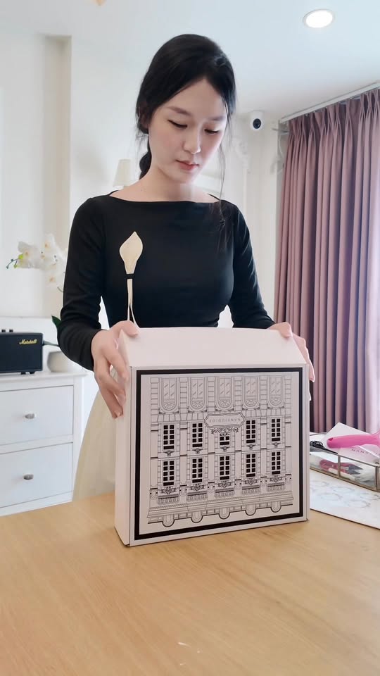 [🆕🇻🇳]  Sugar Baby – Chuyên thời trang trẻ em, sơ sinh 🧑‍🧒❤️️👶⭐️ “Đông về bé chẳng sợ lạnh
Mang giày xịn xò, bé thành ‘soái ca’!”
Giày thể thao mùa đông lót êm, đế chống trượt cực chắc.
Tone màu mạnh mẽ, hợp mọi outfit c , shares-0✔️ , likes-2❤️️ , date-2026-01-11 03:29:46🇻🇳🇻🇳🇻🇳📰🆕