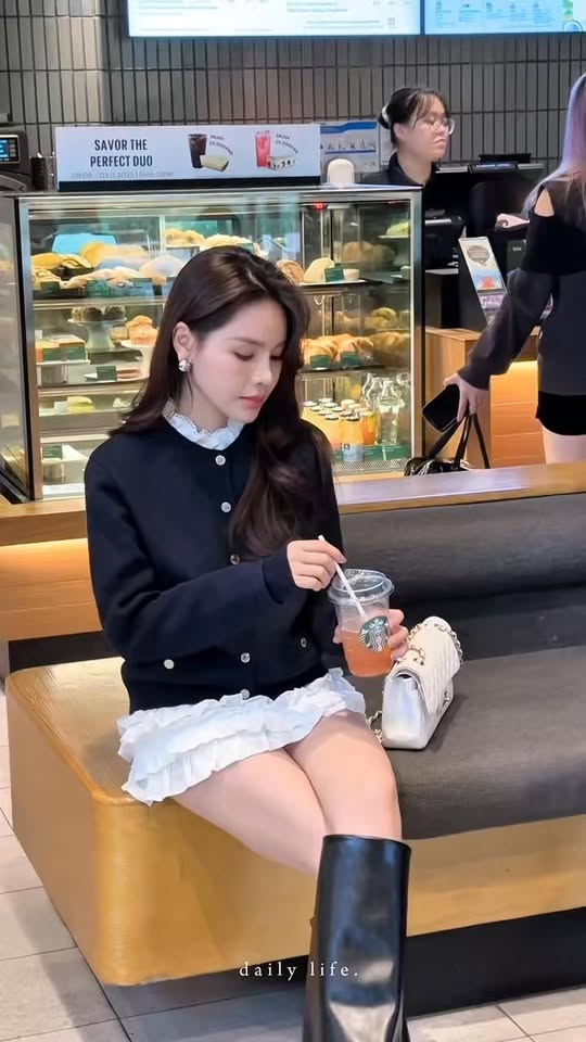 [🆕🇻🇳] Phát Triển Bản Thân – Be Better Than You Were Yesterday!!! 📚 Top1Learn 📕 Jack Ma từng nói: “Khi bán hàng cho bạn bè thân thiết và gia đình, dù bạn bán cho họ bao nhiêu, họ vẫn luôn cảm thấy bạn đang kiếm tiền từ họ. Dù bạn bán r , shares-3✔️ , likes-14❤️️ , date-2026-01-12 02:00:00🇻🇳🇻🇳🇻🇳📰🆕