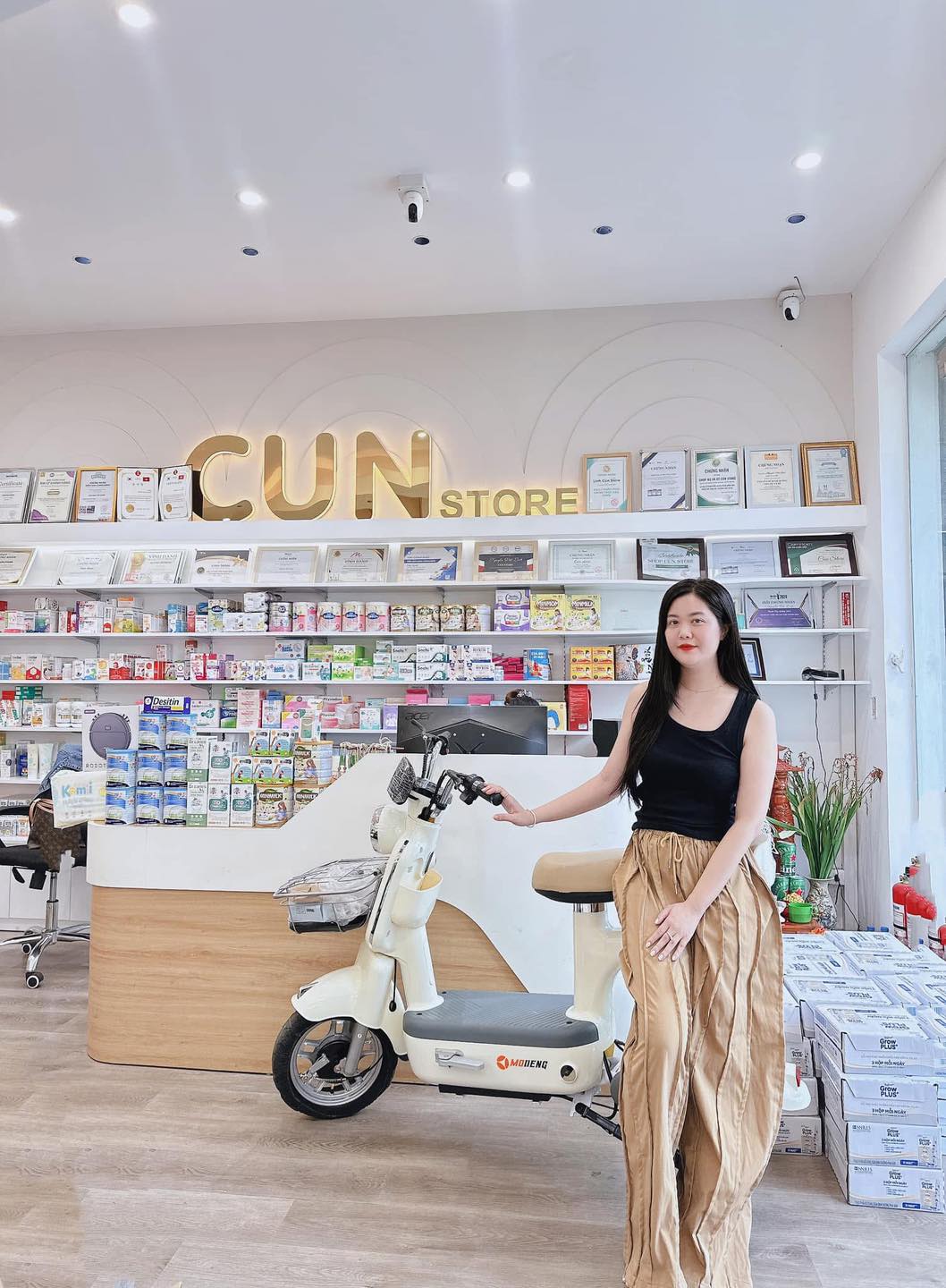 [🆕🇻🇳] BabyCare – Mẹ Bầu và Bé – BabyCare nhập khẩu trực tiếp các dòng sản phẩm ngoại nhập cho Mẹ và Bé 🧑‍🧒❤️️👶⭐️  SIRO HO CẢM SỐT KIDS TAISHO 
Bé ho, sốt, sổ mũi mà mẹ sợ dùng kháng sinh thì cứ trữ em này trong nhà nhé, Siro ho cảm sốt Taisho luôn được các bà mẹ Nhật  , shares-0✔️ , likes-0❤️️ , date-2026-01-13 20:55:21🇻🇳🇻🇳🇻🇳📰🆕