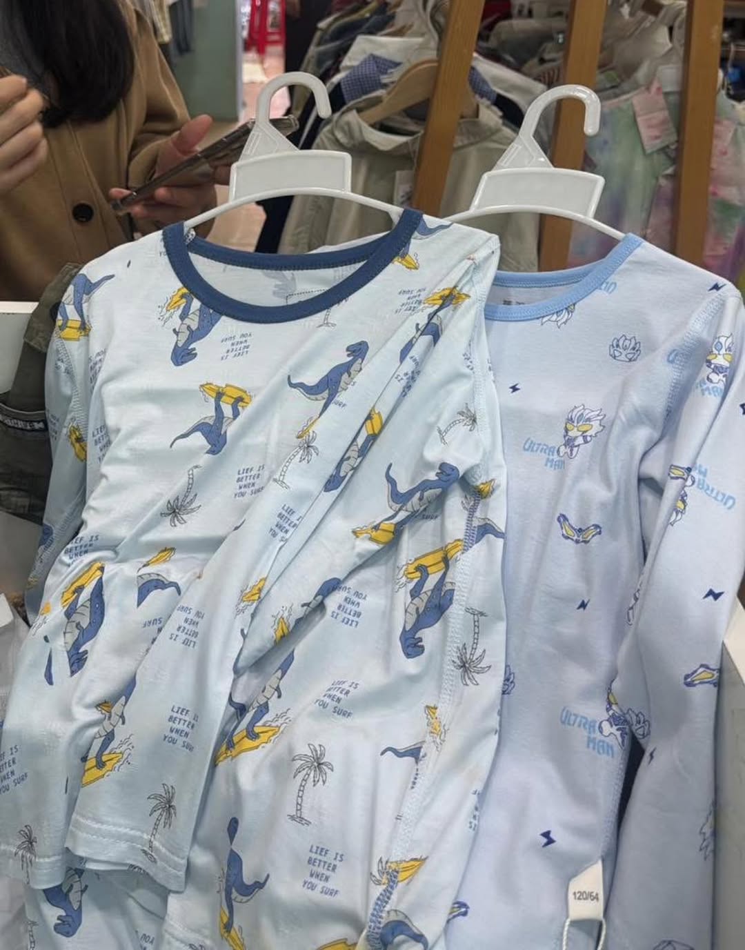 [🆕🇻🇳] Siêu thị Mẹ và Bé BiBi- Mart Bà Rịa 🧑‍🧒❤️️👶⭐️  Hơn ngàn set bỉm dùng thử 𝐁𝐢𝐧𝐤𝐲 đã cập bến 𝐁𝐢𝐛𝐢𝐎𝐧𝐞. Em mời mẹ ghé dùng thử 𝐌𝐈𝐄̂̃𝐍 𝐏𝐇𝐈́, đảm bảo các mẹ sẽ mê từ lần đầu đấy ạ!
 , shares-2✔️ , likes-2❤️️ , date-2026-01-15 16:42:39🇻🇳🇻🇳🇻🇳📰🆕