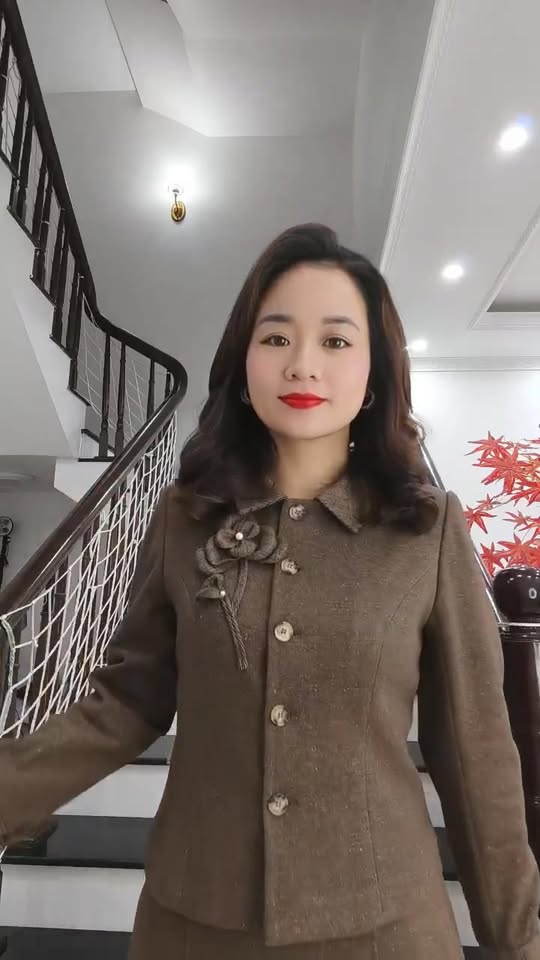 [🆕🇻🇳] LINH TÂY STORE – Cửa hàng quần áo nữ [🆕Top1Vietnam🇻🇳] 👕 Top1Fashion 👗  Chiếc áo dài này được tạo nên cho những cô gái biết mình xứng đáng với điều đẹp đẽ nhất.
Chất nhung mềm, bắt sáng nhẹ giúp nàng nổi bật trong mọi không gia , shares-0✔️ , likes-0❤️️ , date-2026-01-19 23:00:47🇻🇳🇻🇳🇻🇳📰🆕