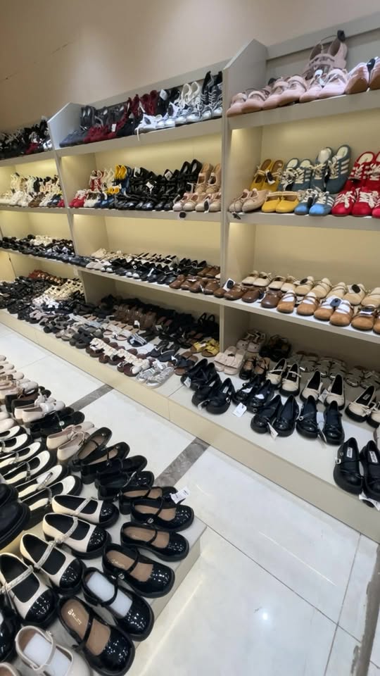 [🆕🇻🇳] YenBee Nam Sách – Quần áo – Thương hiệu  [🆕Top1Vietnam🇻🇳] 👕 Top1Fashion 👗  Mẫu giày mới đã cập bến tại Yenbee , shares-0✔️ , likes-7❤️️ , date-2026-02-01 02:27:49🇻🇳🇻🇳🇻🇳📰🆕