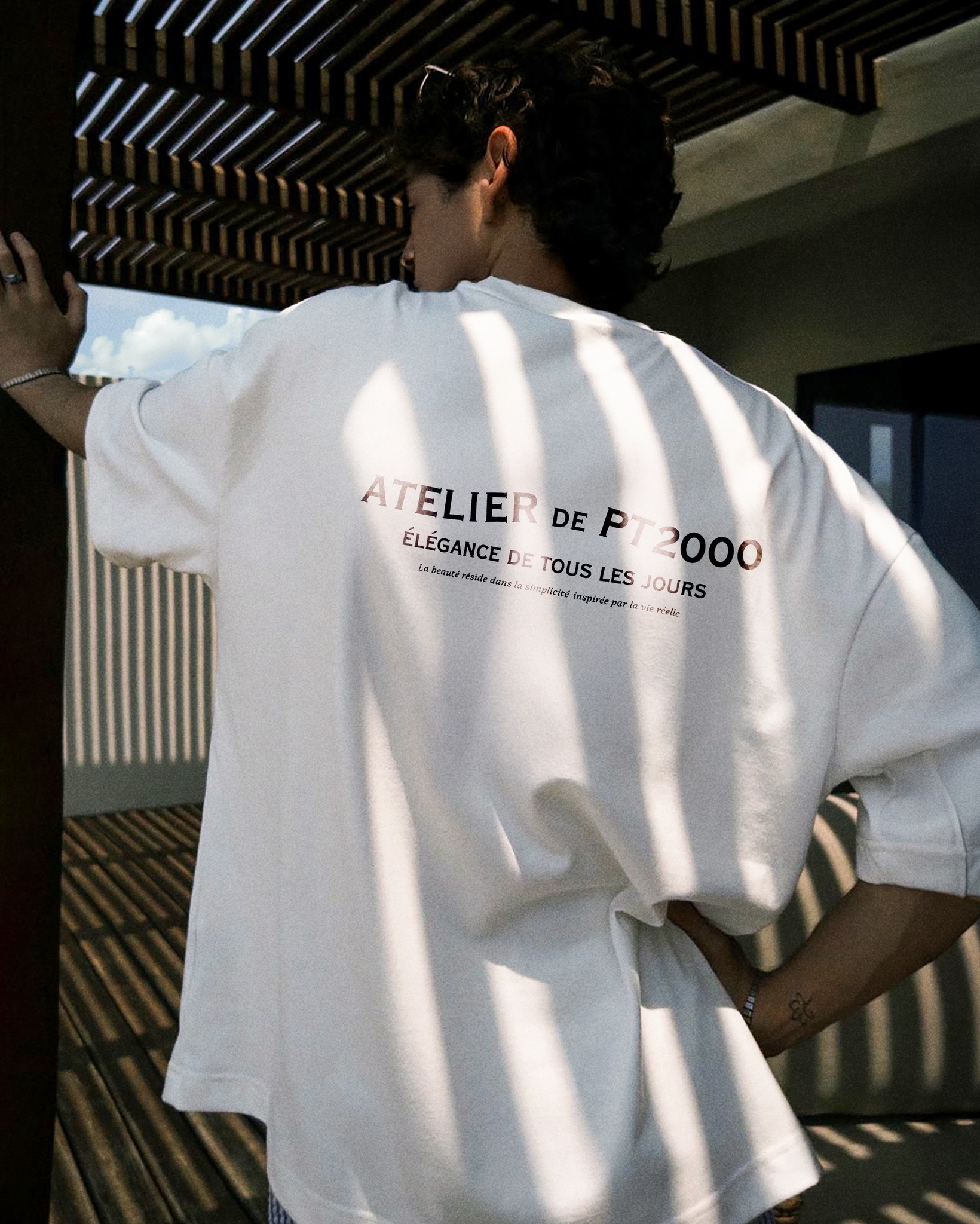 [🆕🇻🇳] PT2000 – Thiết kế – Thời trang [🆕Top1Vietnam🇻🇳] 👕 Top1Fashion 👗  𝗠𝗶𝗻𝗶𝗺𝗮𝗹 𝗳𝗿𝗼𝗺 𝘁𝗵𝗲 𝗳𝗿𝗼𝗻𝘁.
𝗦𝘁𝗮𝘁𝗲𝗺𝗲𝗻𝘁 𝗳𝗿𝗼𝗺 𝘁𝗵𝗲 𝗯𝗮𝗰𝗸.
Thiết kế in phía sau như một điểm chạm nhẹ, không cần phô diễn, vẫn đủ để được chú ý. Đơn giản để mặc mỗi  , shares-2✔️ , likes-17❤️️ , date-2026-02-01 02:00:25🇻🇳🇻🇳🇻🇳📰🆕