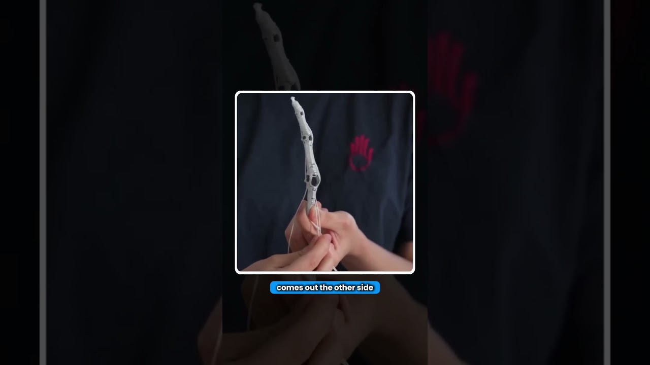 The Robotic Hand That Assembles Itself Using Braided Fibers and a 3D Printed Skeleton [🤖]