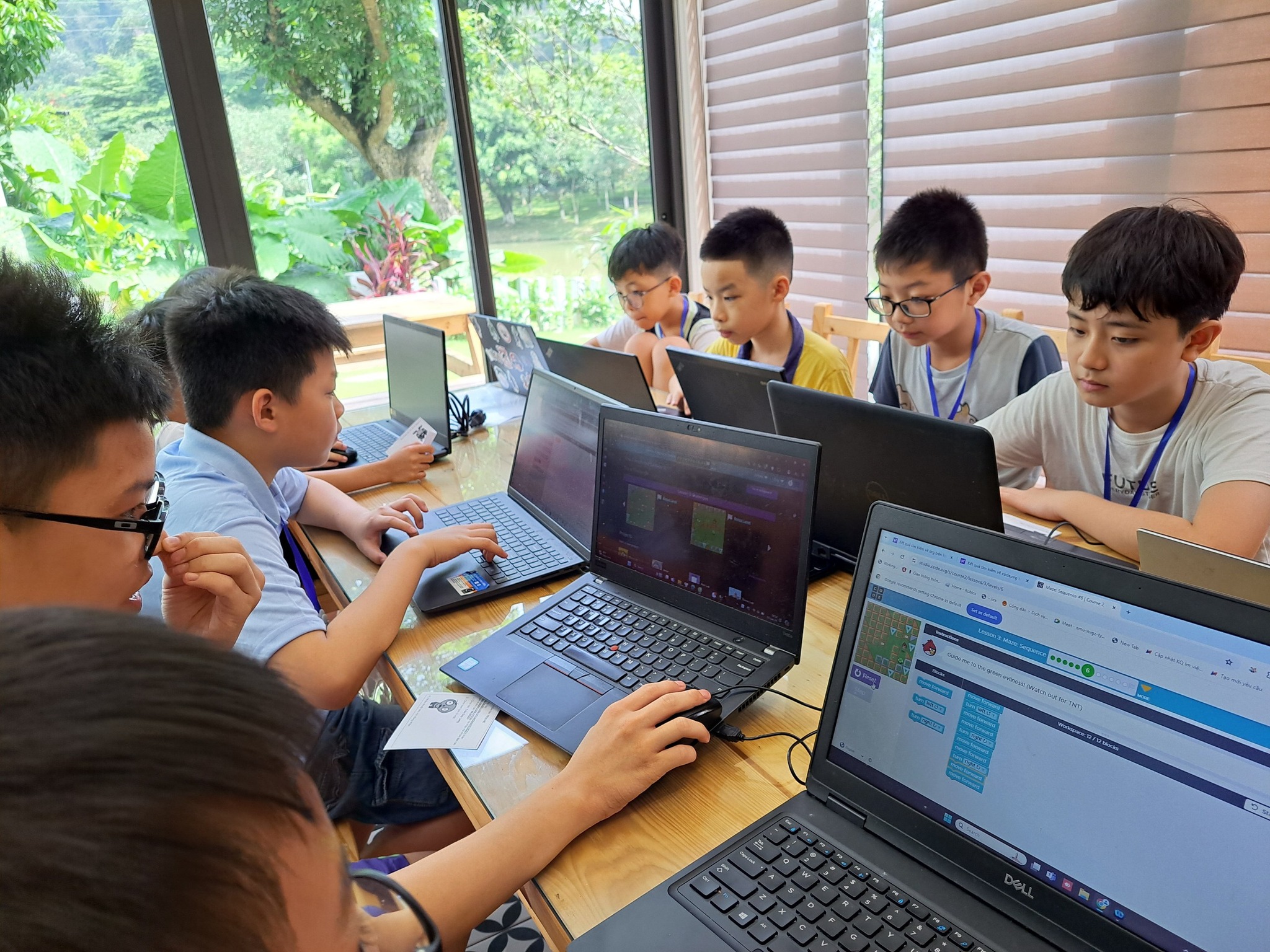HÈ ĐẾN RỒI – THỜI ĐIỂM VÀNG CHO CON KHÁM PHÁ LẬP TRÌNH!

Phụ huynh nhanh tay đăng ký các khóa học lập trình để con vừa học – vừa chơi – vừa phát triển tư  , shares-0✔️ , likes-0❤️️ , date-2026-05-04 22:59:31[🤖]