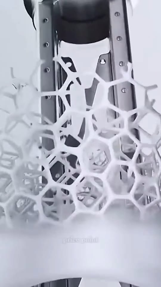XPeng Pedigree meets 115 Degrees of Freedom 
———————————————————–
#RobotAI
 #robot #robotics #tech  #bostondynamics  , shares-0✔️ , likes-0❤️️ , date-2026-06-20 00:10:12[🤖🇻🇳]