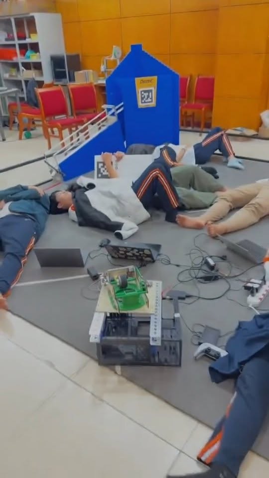 #robotics #funny #firstrobotics #ftc #robot #memes #wakeup #ftc24751_gart [🤖🇻🇳]