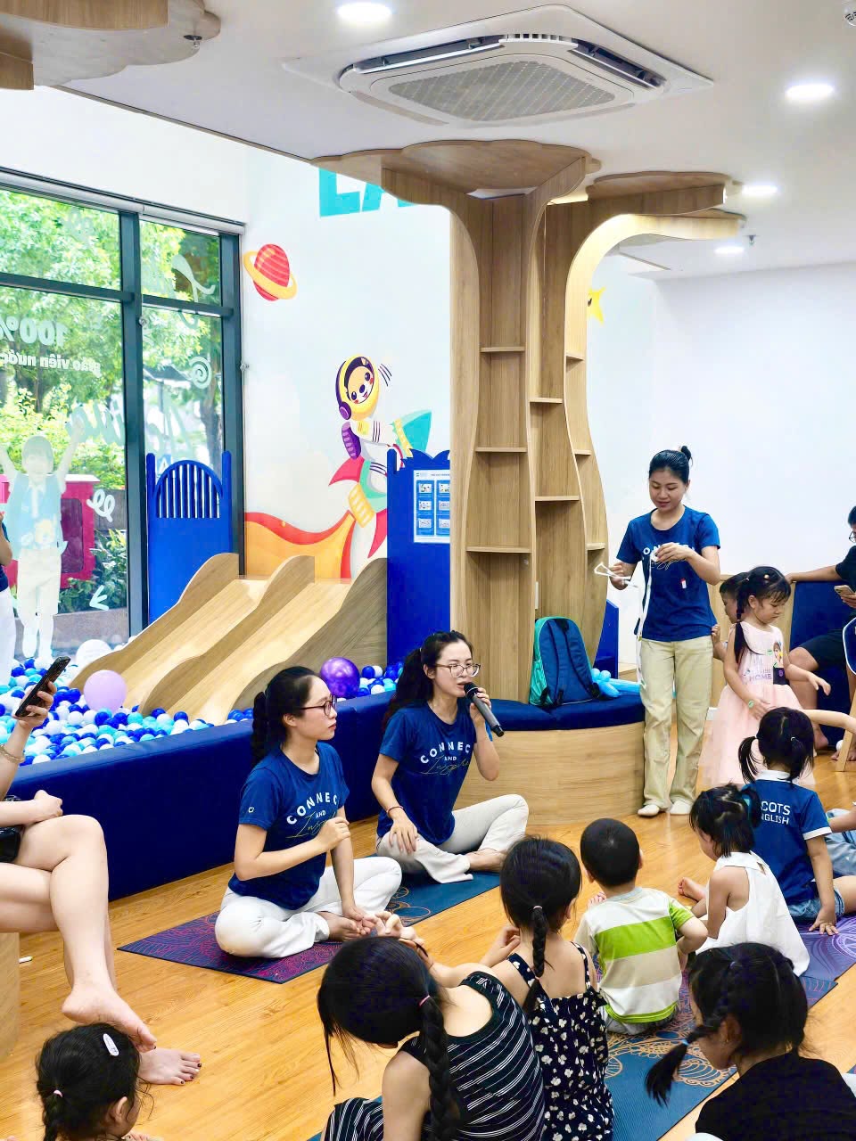 [🆕🇻🇳] Connect & Inspire Yoga  🧘 Top1Yoga 🤸🏻‍♀️  RECAP WORKSHOP ENGLISH & YOGA EXPERIENCE DAY | VỪA TRẢI NGHIỆM YOGA – VỪA KHÁM PHÁ TIẾNG ANH! 
Sự kết hợp tuyệt vời này mang lại một chương trình rất thú