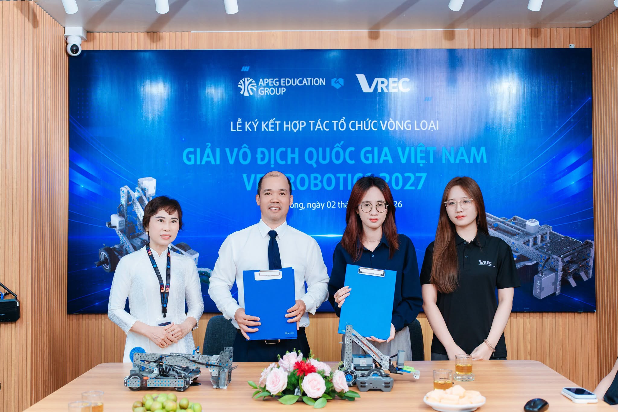 CHÍNH THỨC KÝ KẾT HỢP TÁC TỔ CHỨC VÒNG LOẠI KHU VỰC TẠI HẢI PHÒNG – GIẢI VÔ ĐỊCH QUỐC GIA VIỆT NAM VEX ROBOTICS 2027

Ngày 02/7, Ban Tổ chức Giải Vô địch  , shares-0✔️ , likes-3❤️️ , date-2026-07-03 18:19:06[🤖🇻🇳]